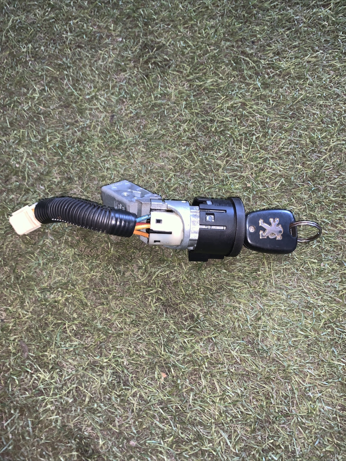 Blocchetto Accensione Peugeot 107 73678312