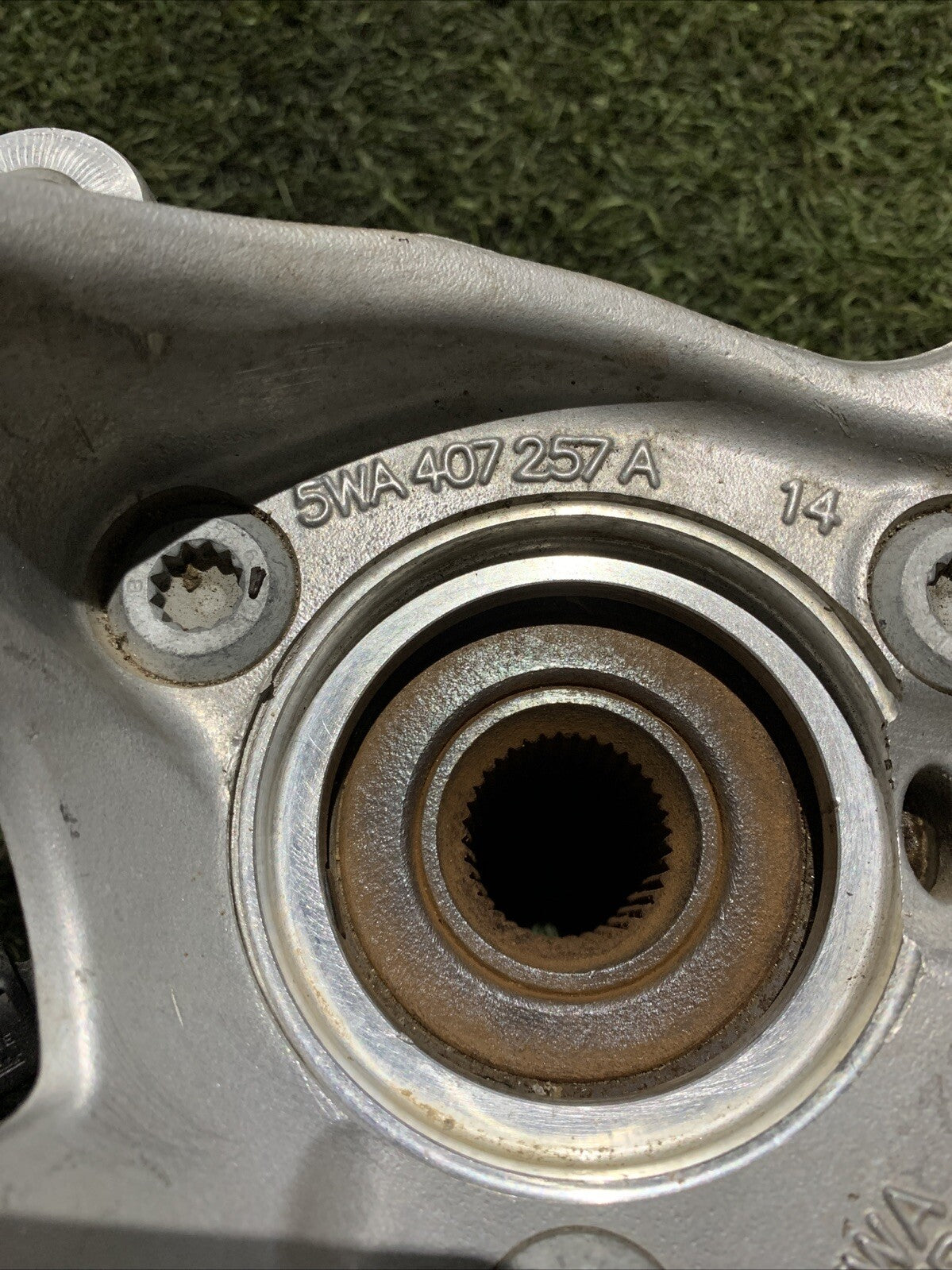 Mozzo Montante Fusello Anteriore Sinistro Volkswagen Golf 8 1.4 TSI 5WA407257A