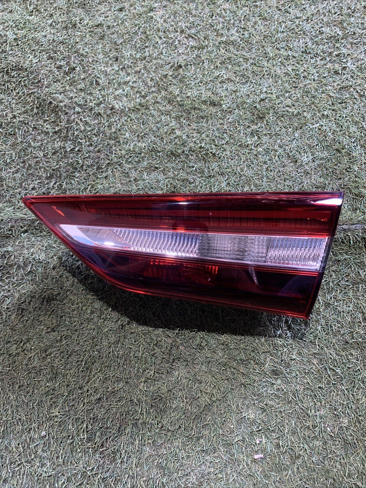 STOP FANALE POSTERIORE DESTRO INTERNO OPEL GRANDLAND X 2020 YP00016480