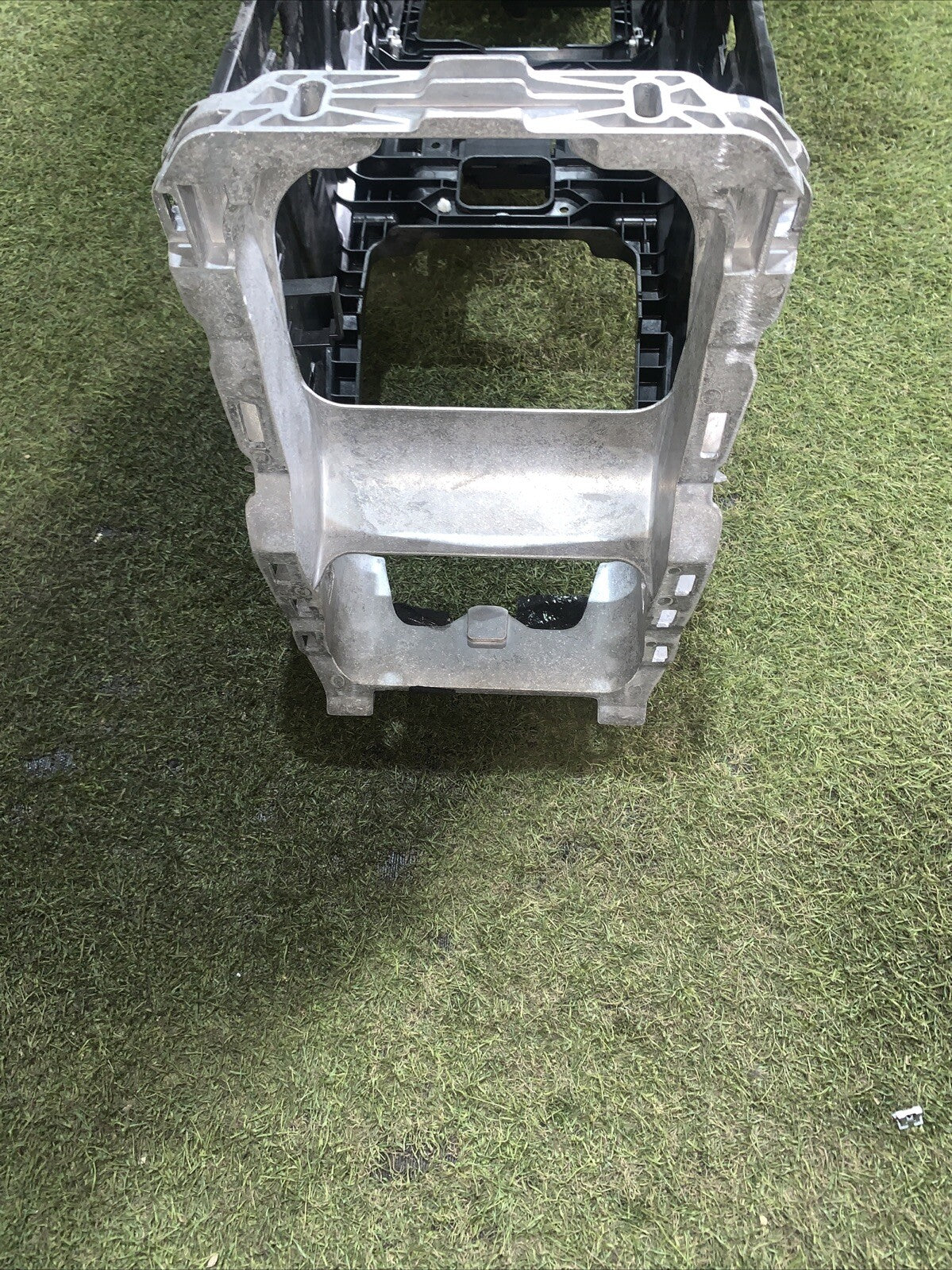 Base Tunnel Centrale Audi Q7 2016 4M0863243