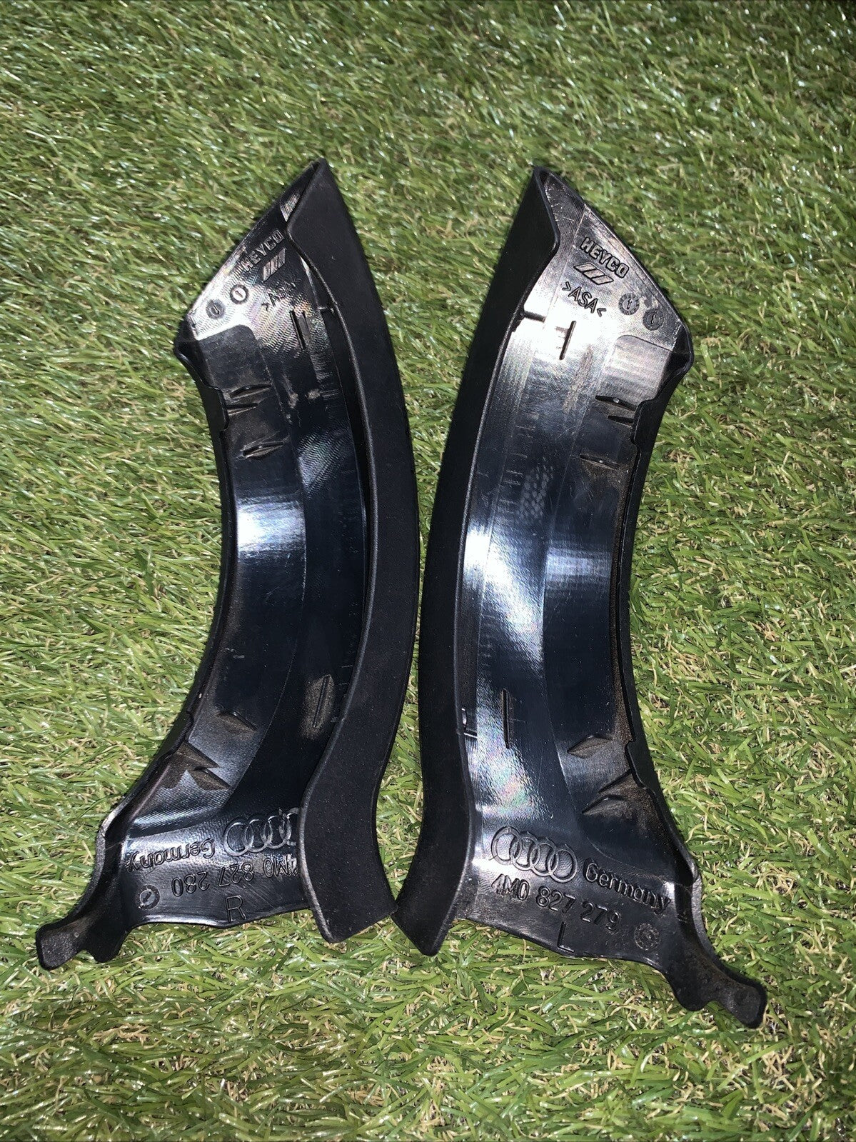 Cerniere portellone Audi Q7 2016 copertura pannello 4M0827279 4M082728