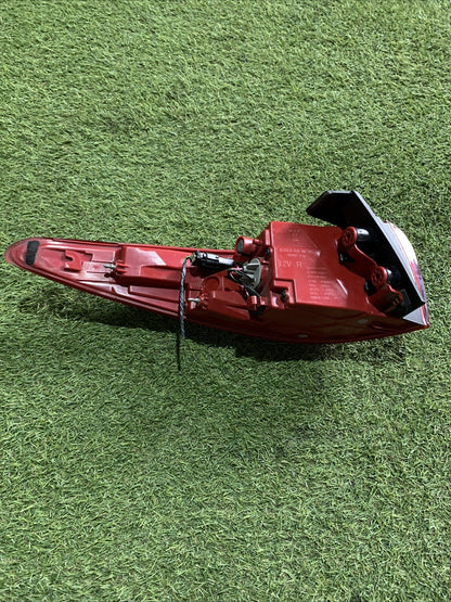 STOP FANALE POSTERIORE DESTRO KIA Sportage Serie 92402-F10 2017