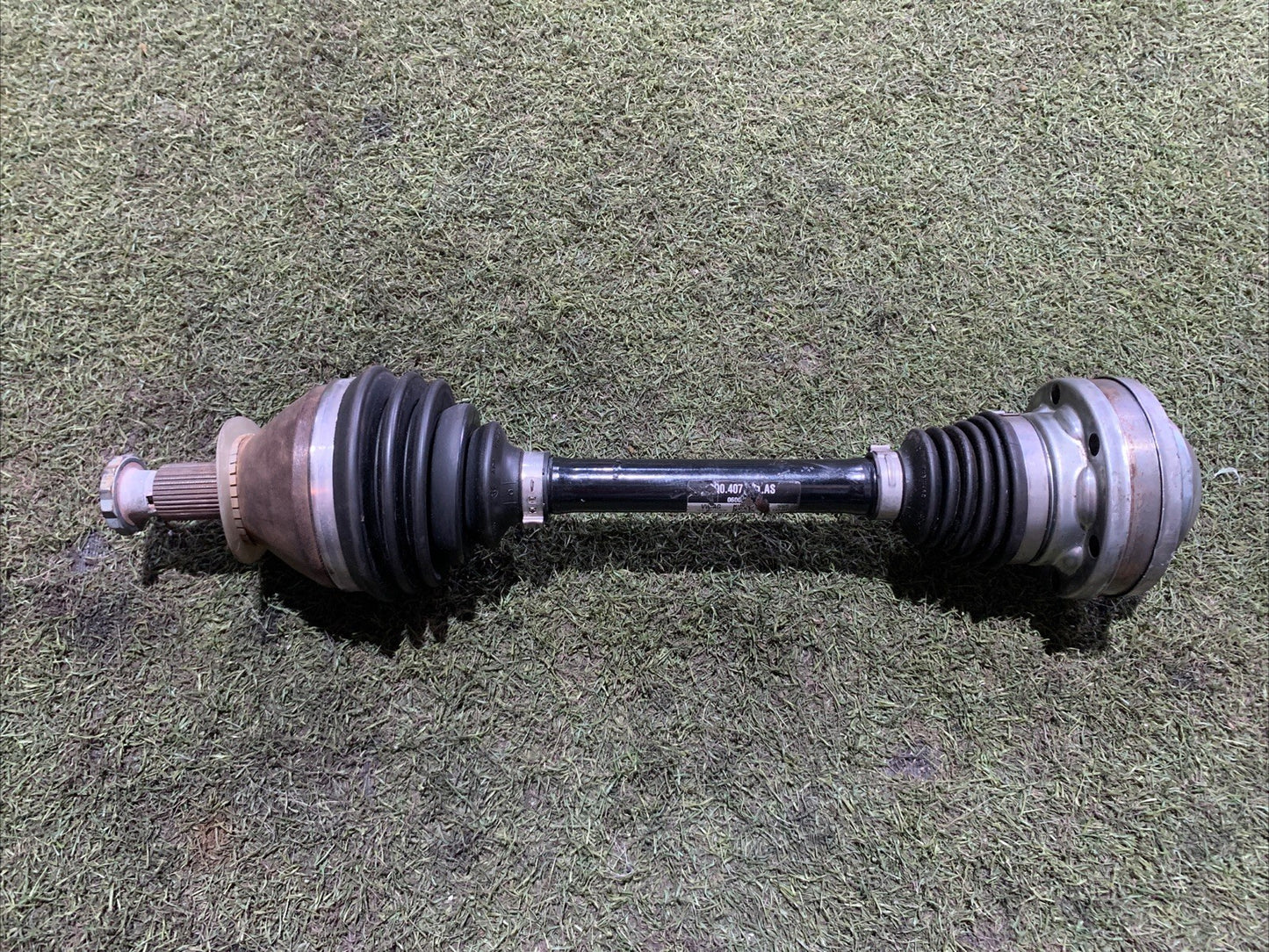 Semiasse Anteriore Sinistro Volkswagen T-Cross 1.6 Diesel 2Q0407271AS