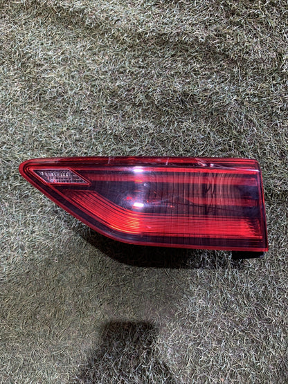 Stop Fanale Posteriore Interno Destro Volkswagen Golf 8 5H0945094C