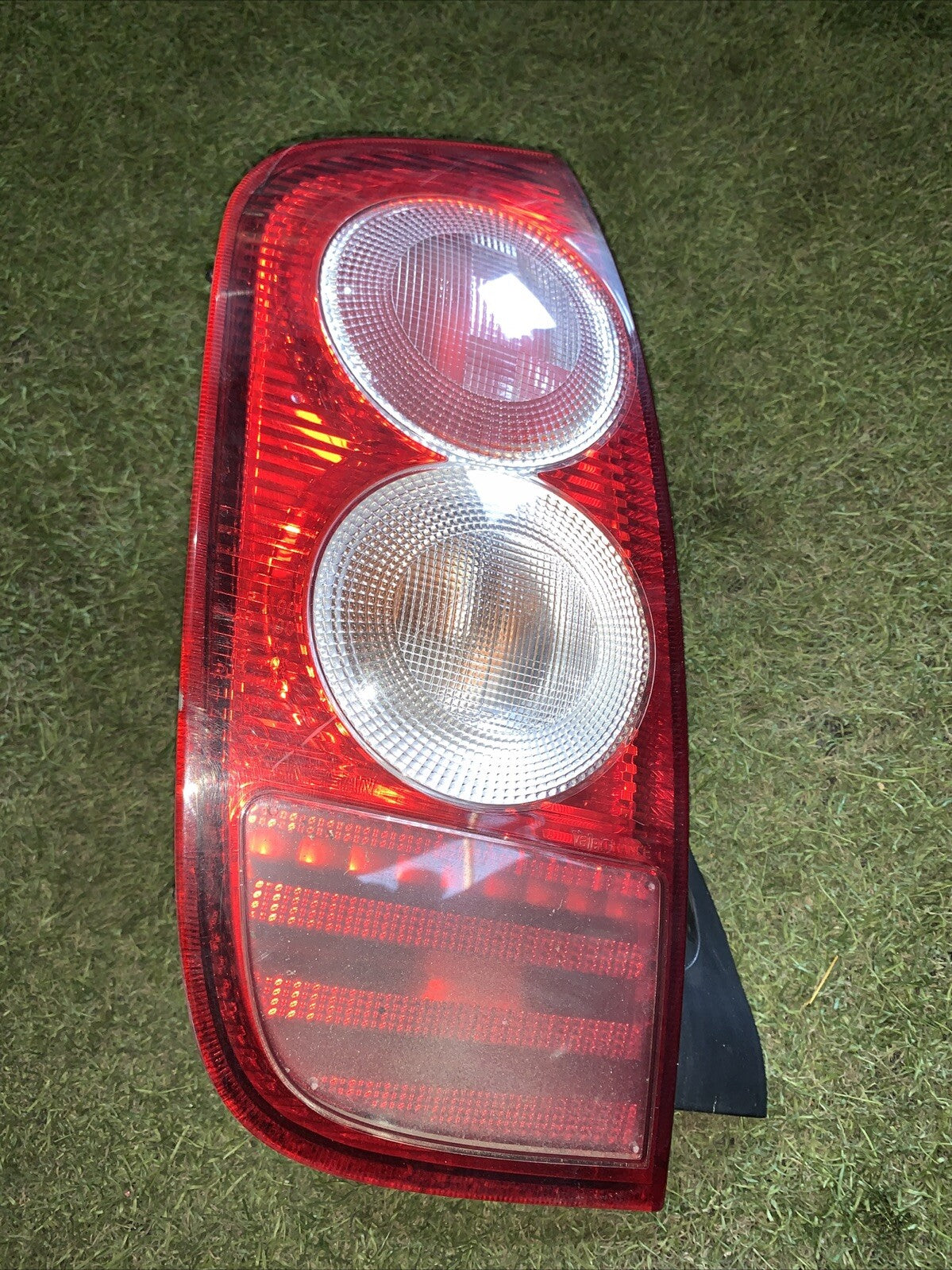 STOP FANALE POSTERIORE SINISTRO NISSAN Micra 4° Serie B6555AX720