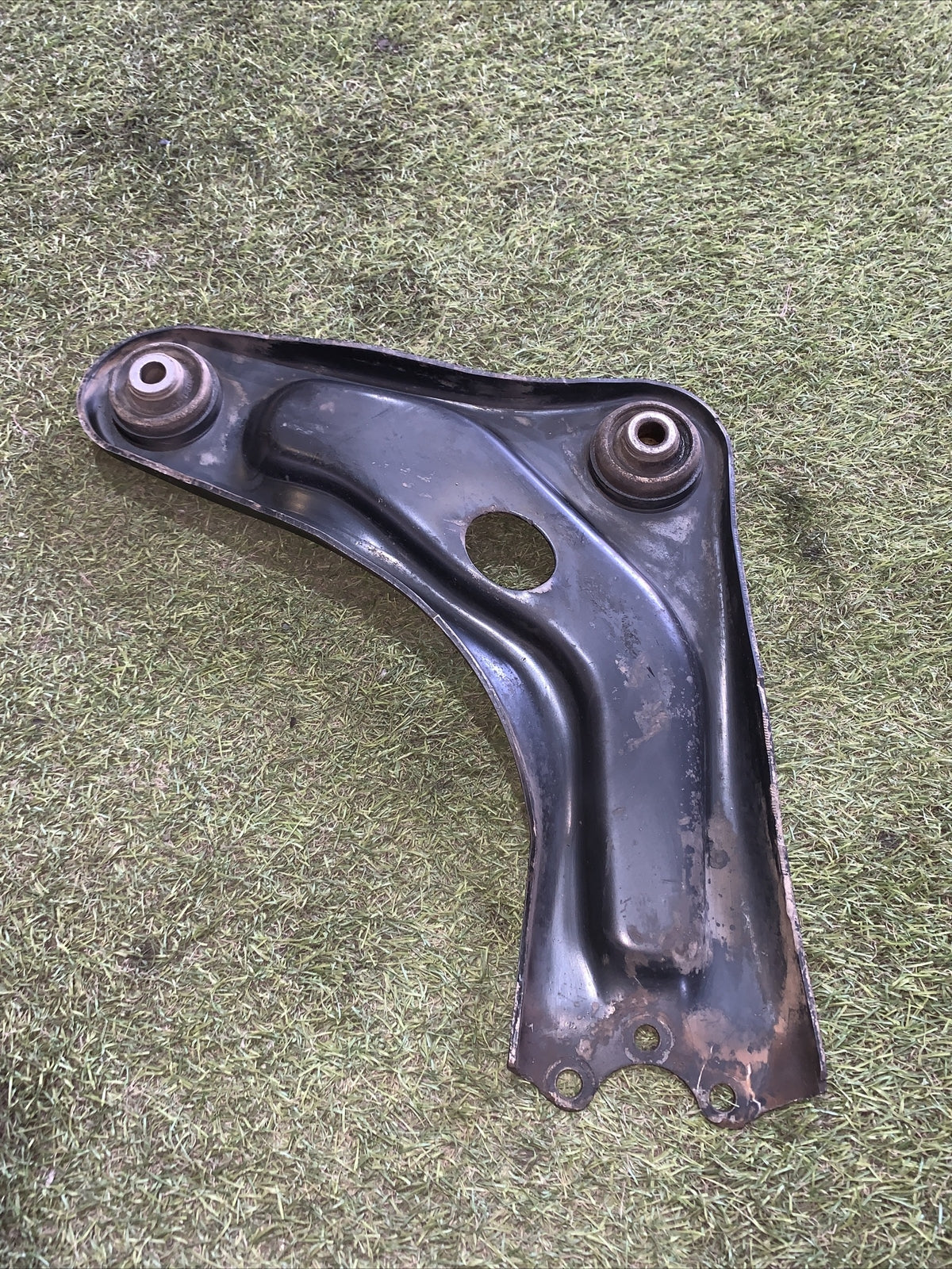 3520R7 BRACCIO OSCILLANTE ANTERIORE SINISTRO PEUGEOT 207 1.4 (2009)