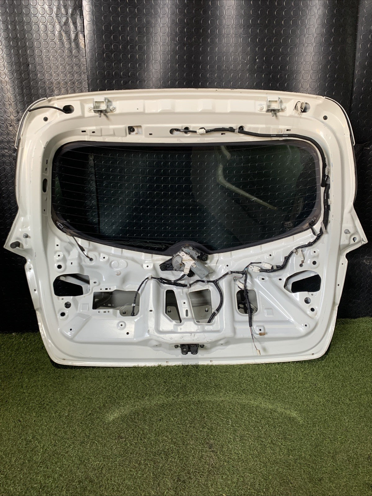 PORTELLONE BAULE COFANO POSTERIORE NISSAN PULSAR C13M 2014/2019