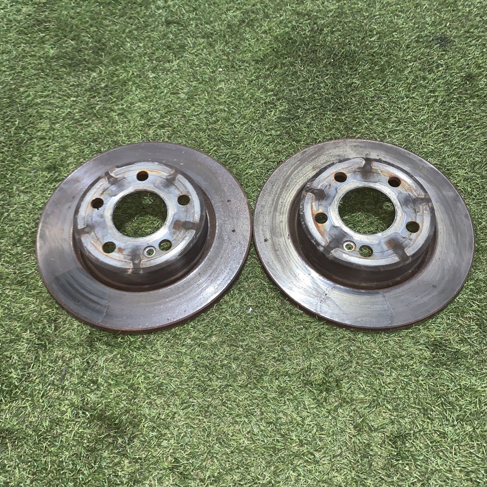 Kit Dischi E Pastiglie Posteriore Mercedes W177