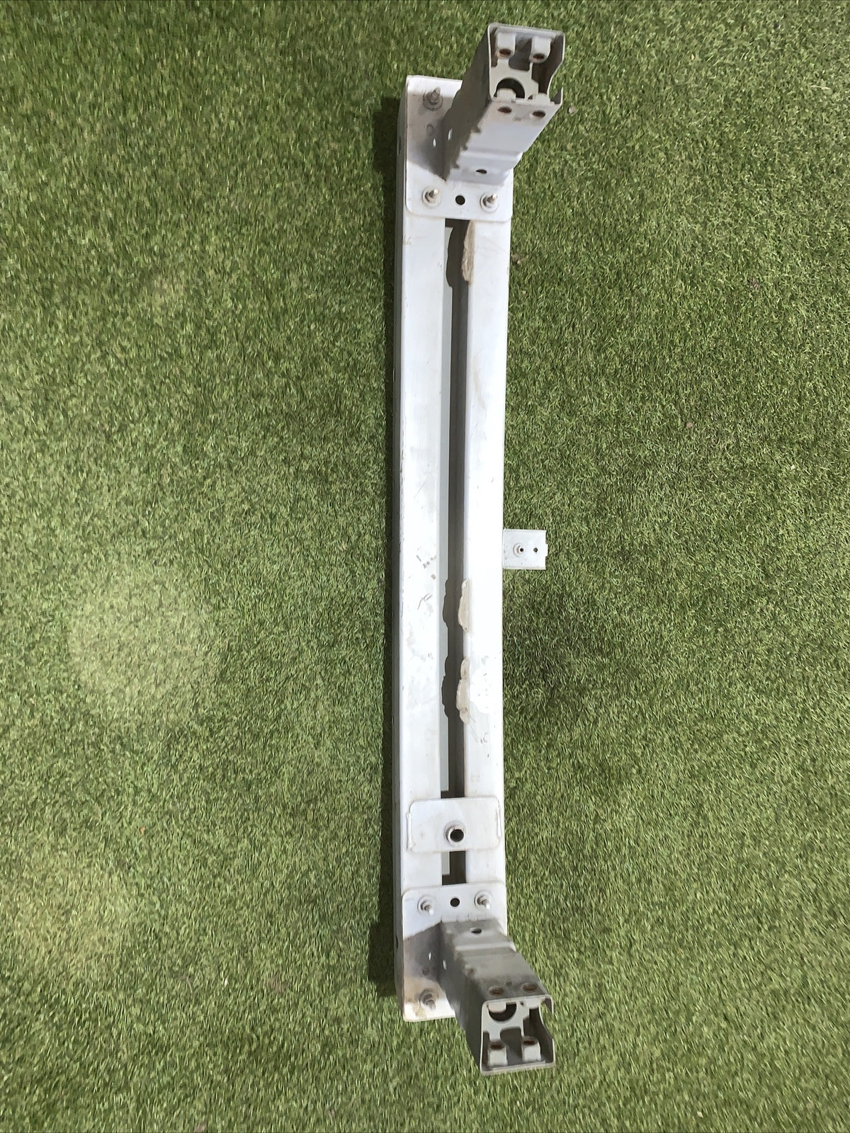 TRAVERSA (RINFORZO) PARAURTI ANT. PER CHEVROLET TRAX