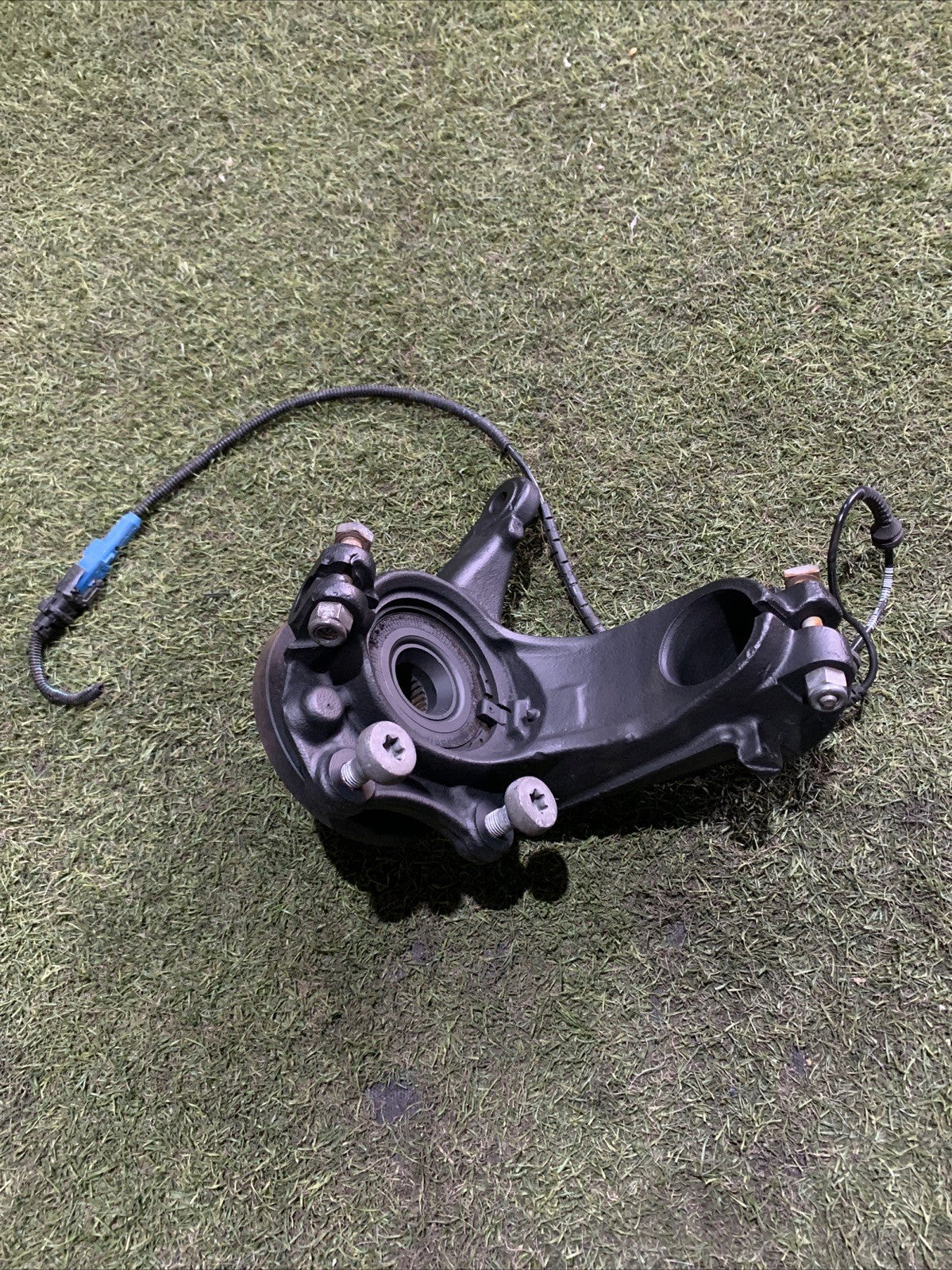 MOZZO MONTANTE FUSELLO ANTERIORE SINISTRO OPEL CROSSLAND X 1.2 BENZINA 3637226