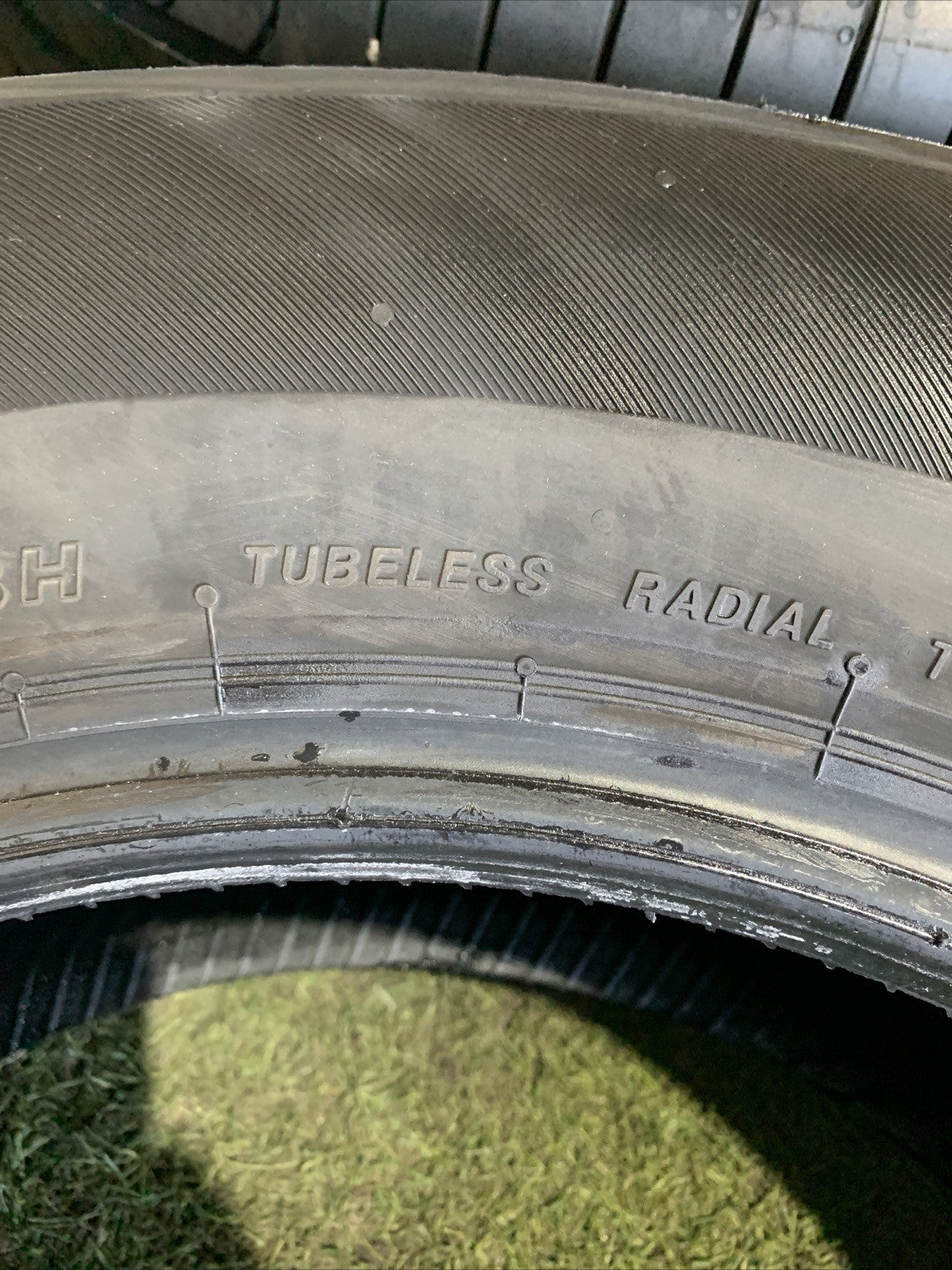 Coppia Gomme Brigestone 215/65R16