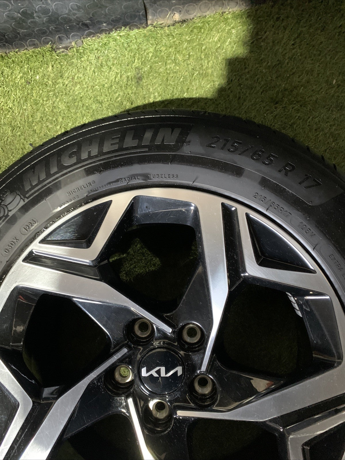 Cerchi In Lega Da 17 Con Gomme Kia Sportage 2023 52910-R2100