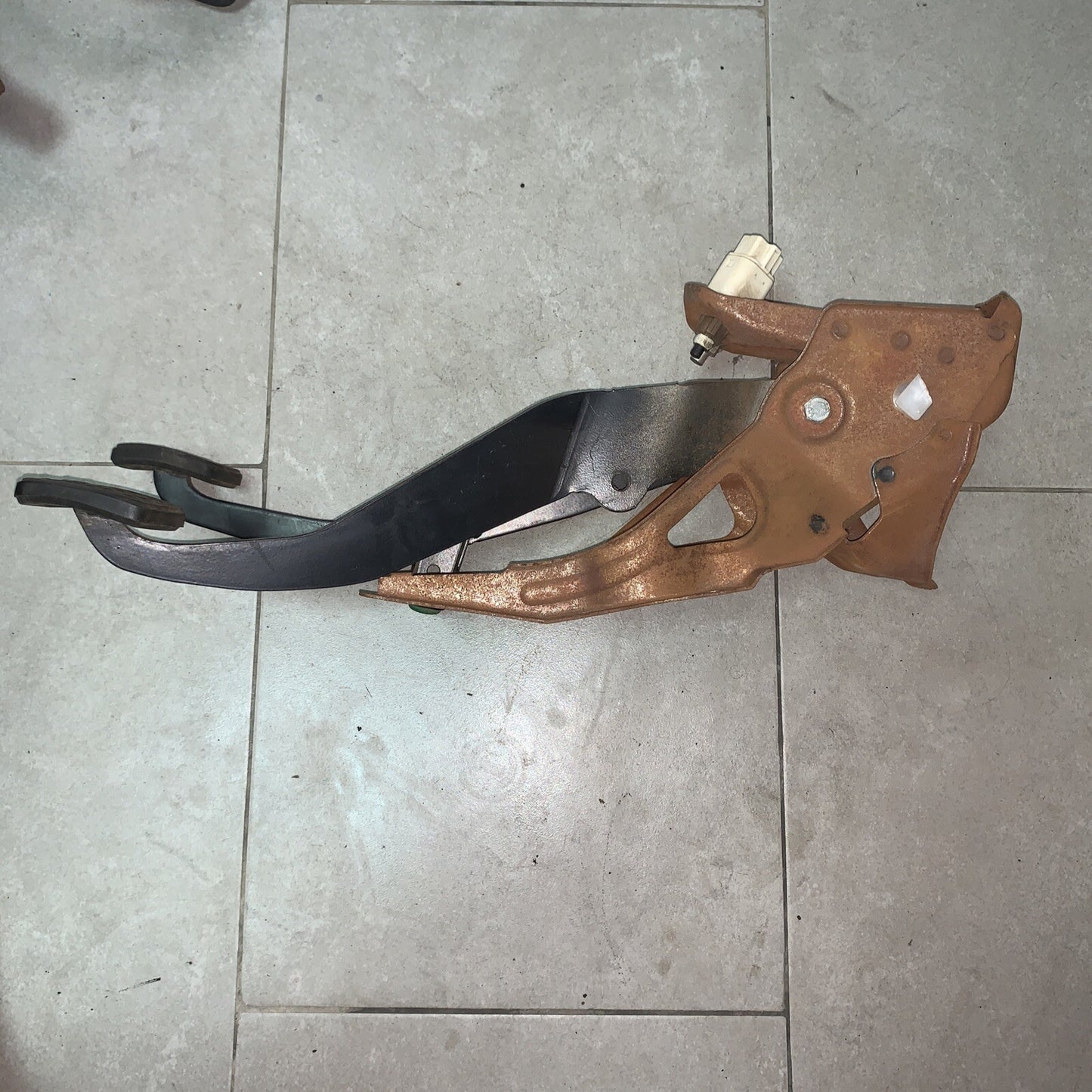 PEDALIERA FRENO + FRIZIONE TOYOTA Aygo 1° Serie  2005 1000  159354