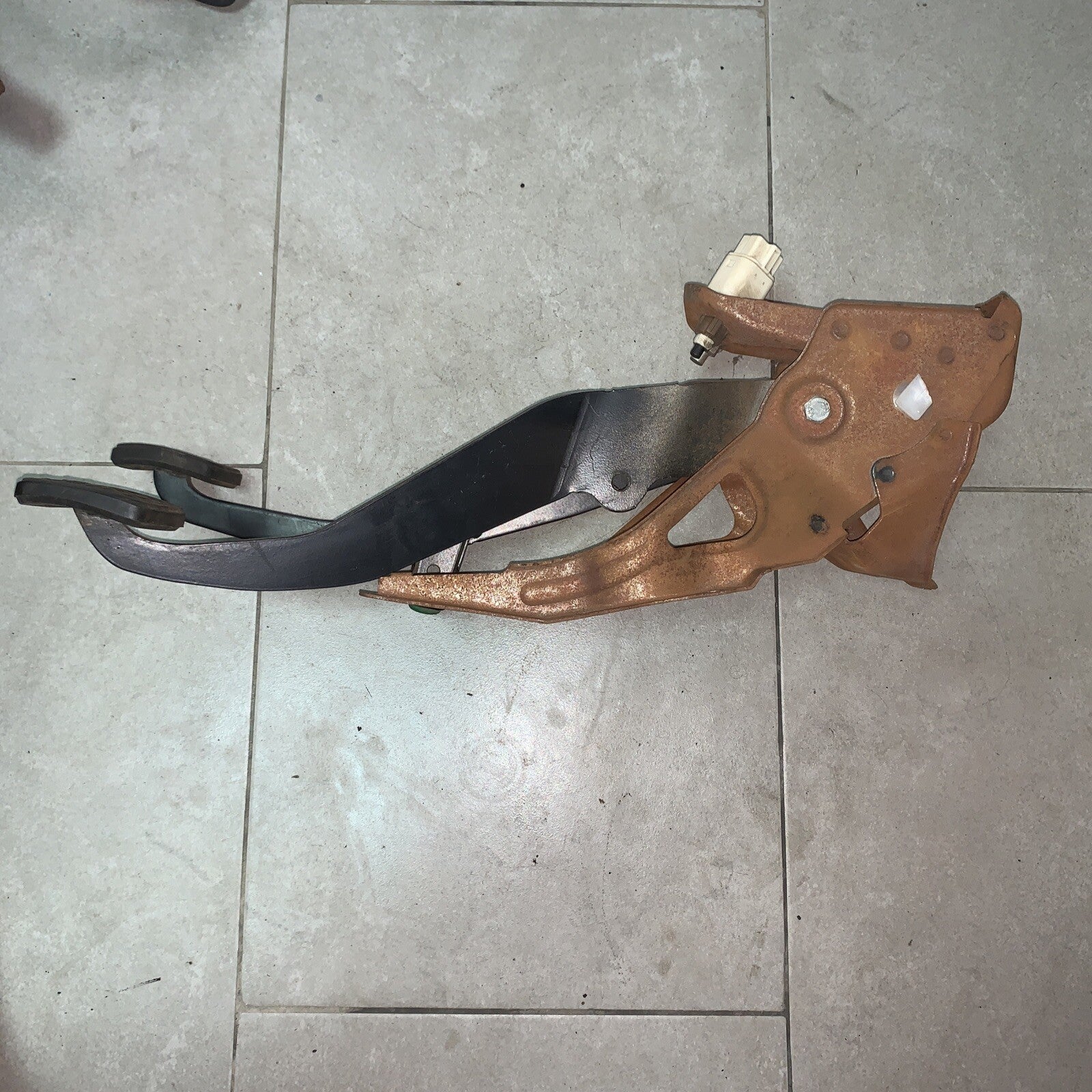 PEDALIERA FRENO + FRIZIONE TOYOTA Aygo 1° Serie  2005 1000  159354