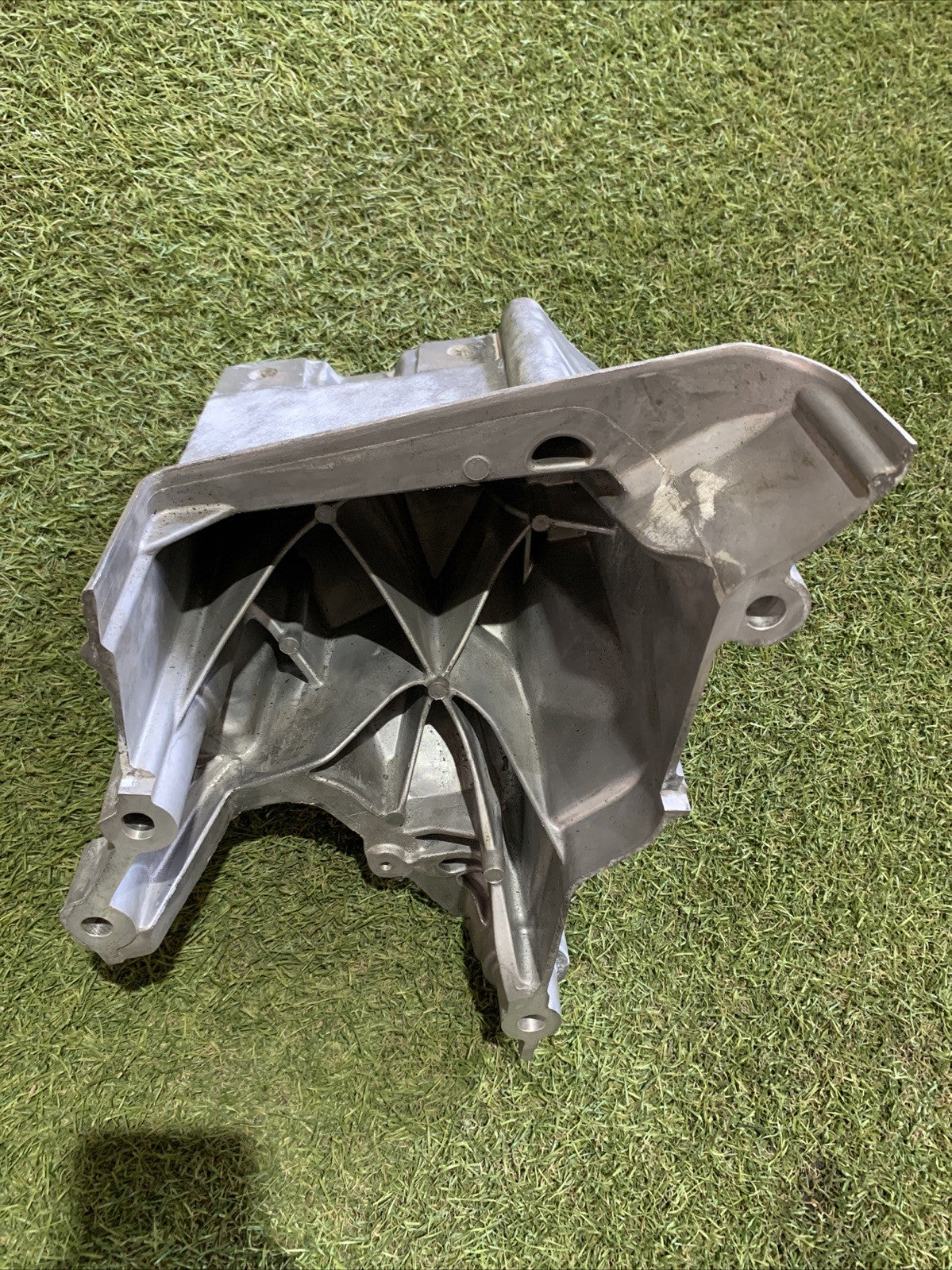 04C199207BH SUPPORTO MOTORE VOLKSWAGEN T-ROC 1.0TB 115CV 2018