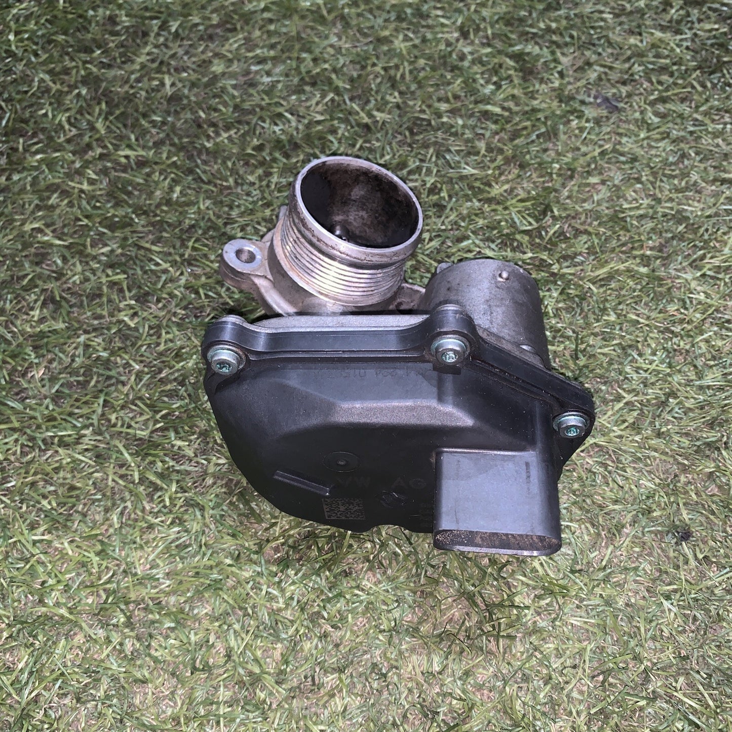 VALVOLA EGR VOLKSWAGEN Golf 7 Berlina 04l131501C Diesel 2000