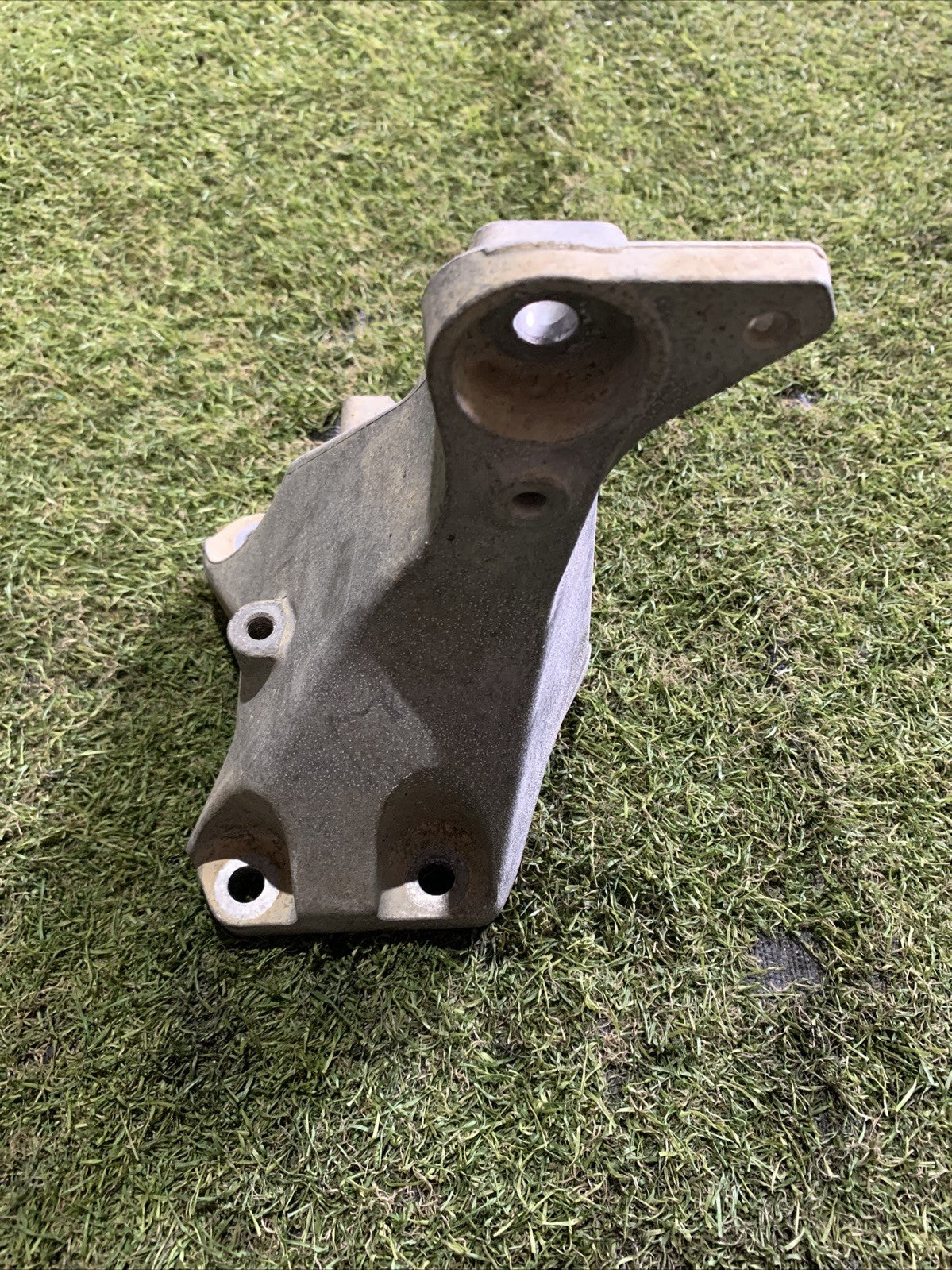 Supporto Motore Bmw Serie 1 E81 2007 2.0 Diesel 22116781916-01