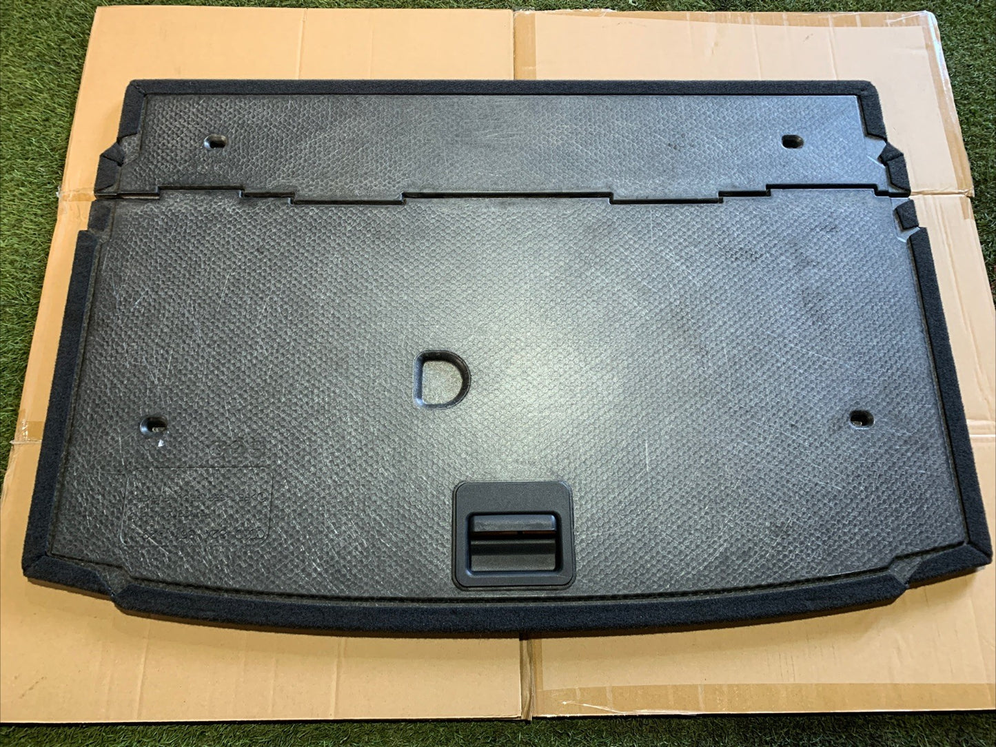 Rivestimento Pianale Moquette Bagagliaio A1 II  2021 AUDI 82A861529