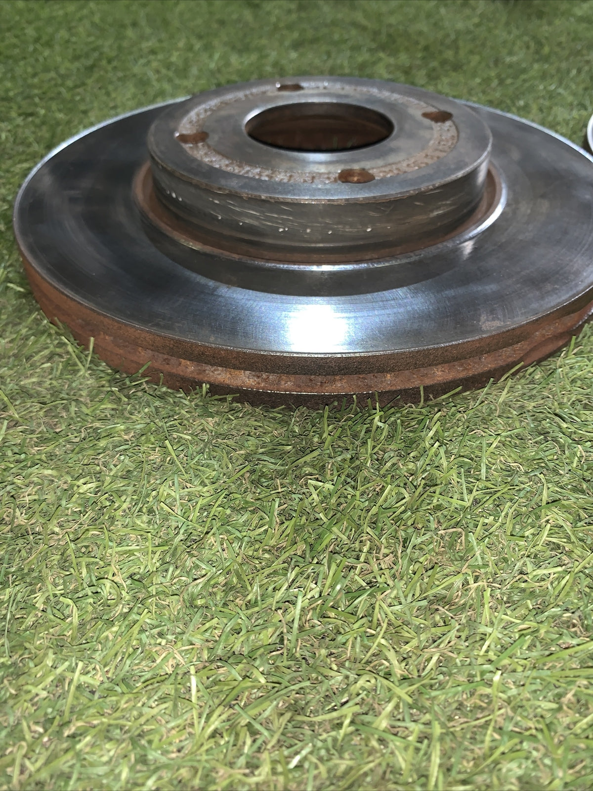 Dischi E Pasticche Posteriori Ford Fiesta 2019 1.0 Benzina Originali 