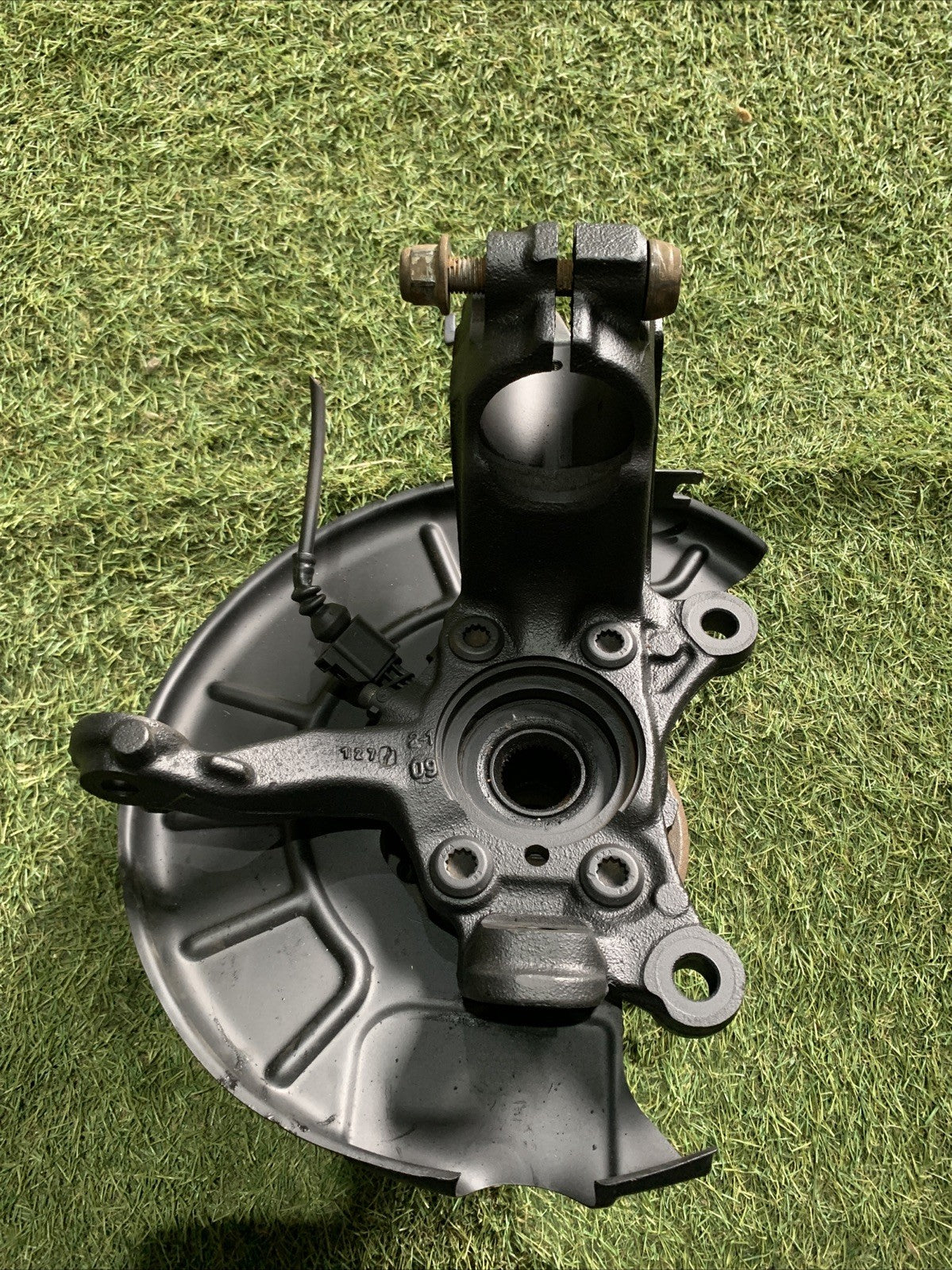 MOZZO MONTANTE FUSELLO ANTERIORE SINISTRO VOLKSWAGEN GOLF 6 2009 2.0 DIESEL