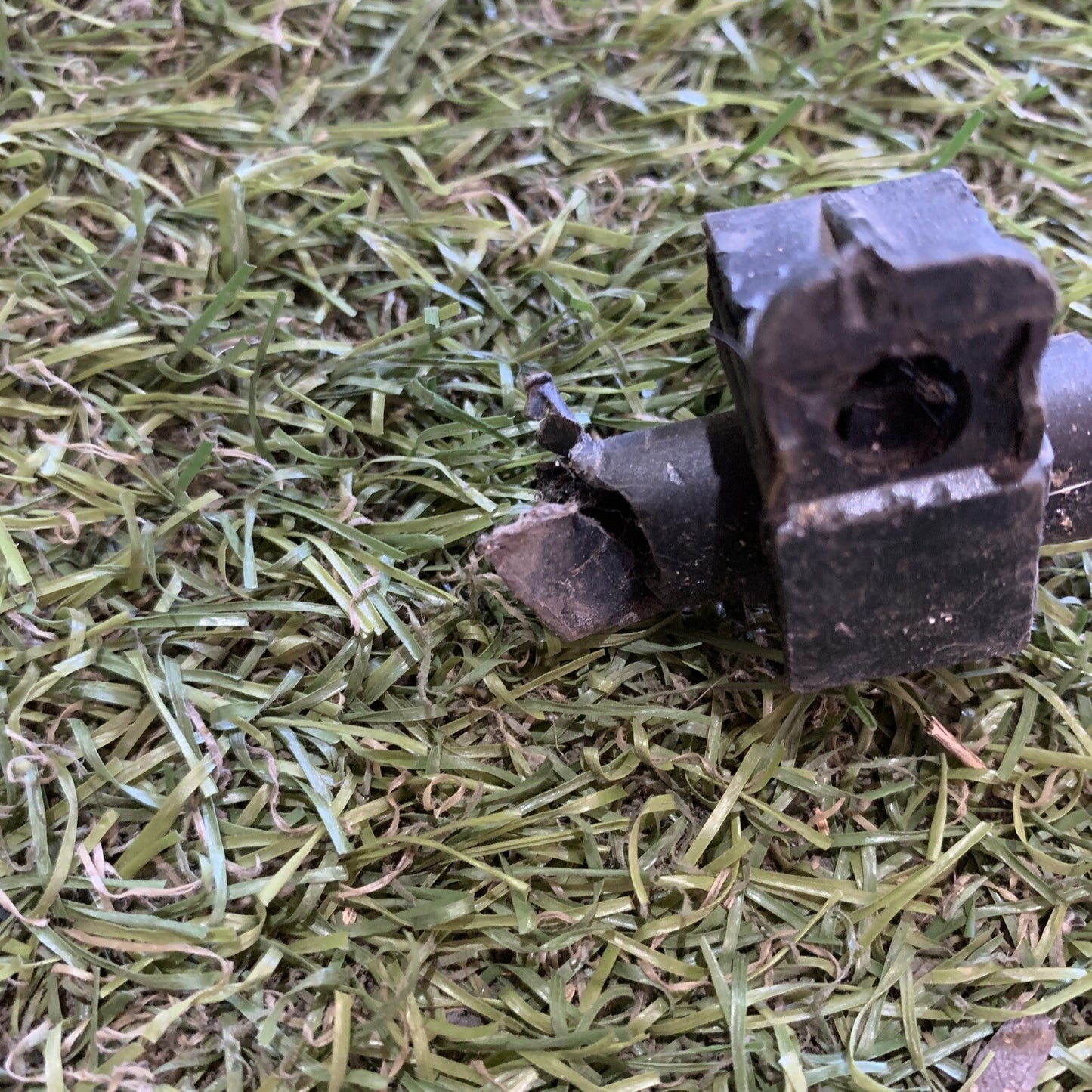 Mozzo montante posteriore Dx fiat 500X 1.3 Multijet 95CV Completo Di Bracci Orig