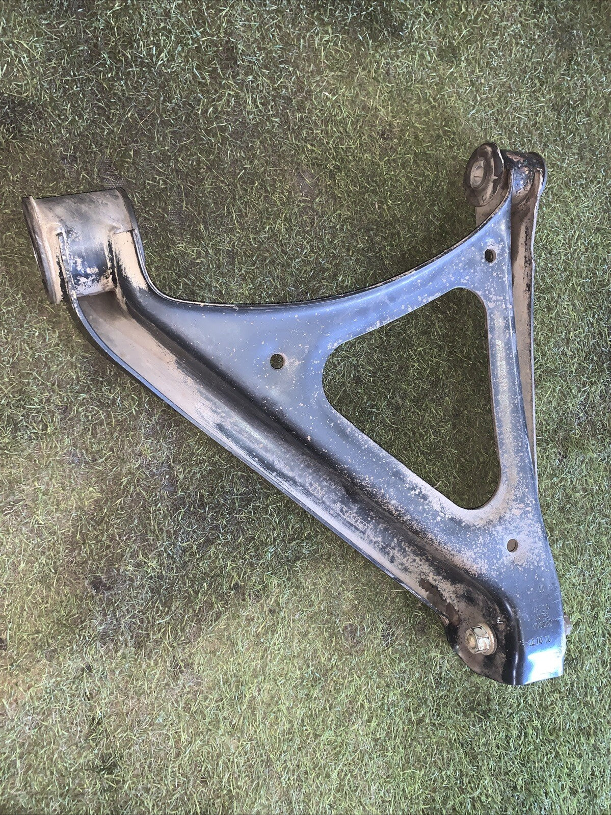 7L0505352AA BRACCIO OSCILLANTE POSTERIORE INFERIORE DESTRO AUDI Q7 2006 3.0