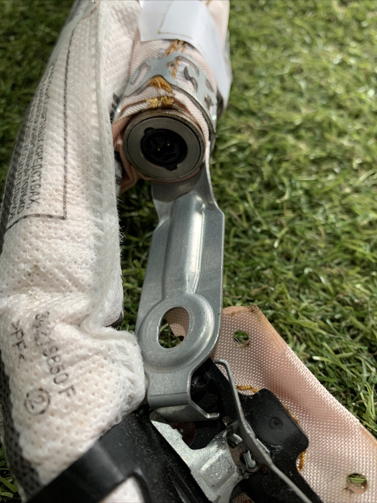 AIRBAG A TENDINA LATO SINISTRO PER VOLKSWAGEN Taigo Serie 2G4880741H (21>)