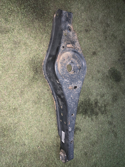 1K0505371 BRACCIO OSCILLANTE INFERIORE POSTERIORE LATO DESTRO VOLKSWAGEN GOLF 5