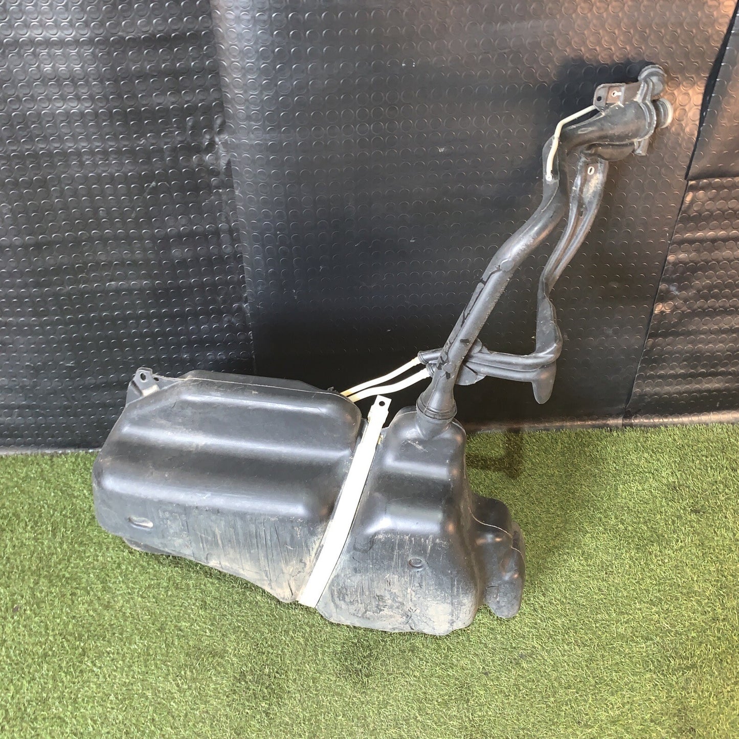 6Q0201085A SERBATOIO CARBURANTE SKODA Fabia  2° Serie 1.4 DIESEL