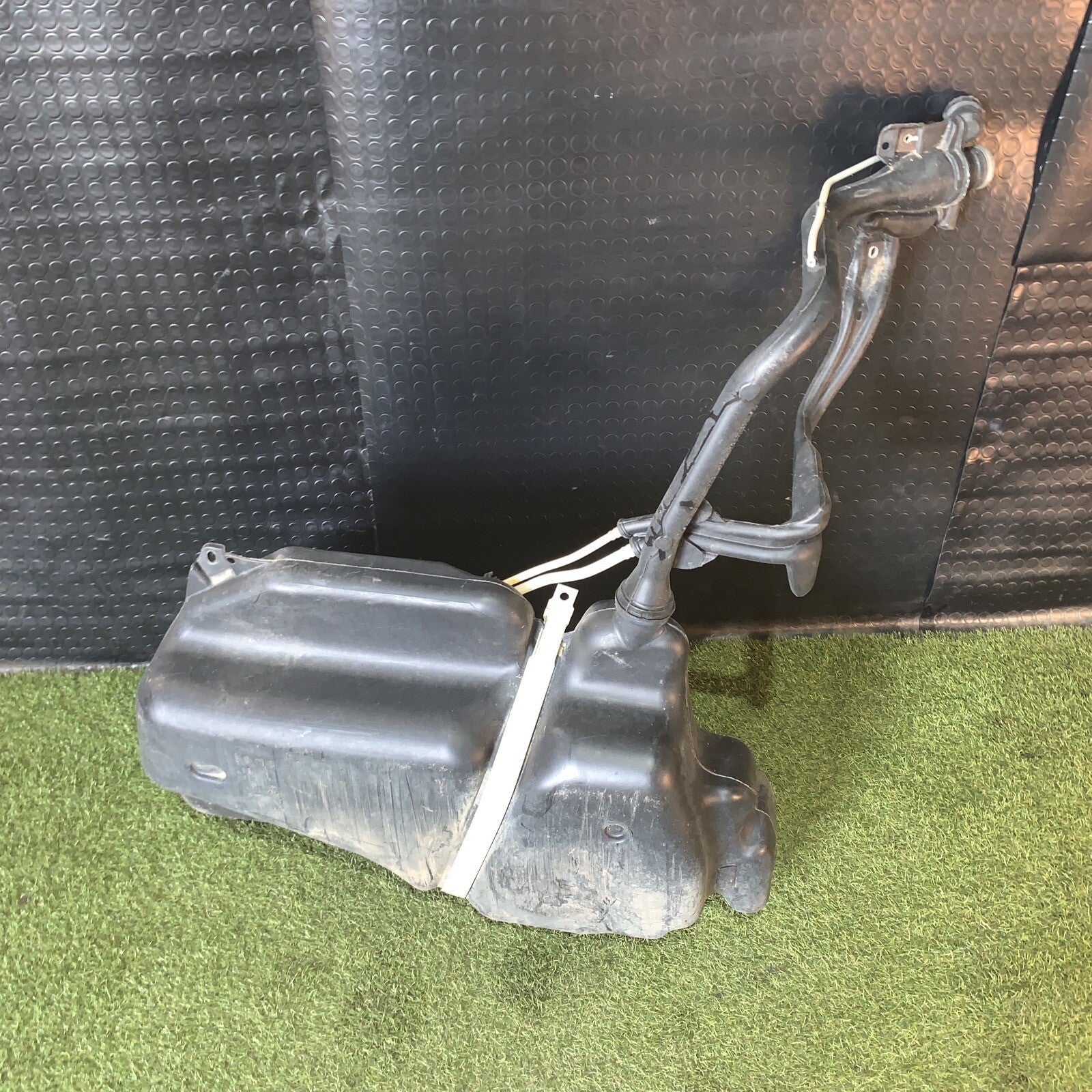 6Q0201085A SERBATOIO CARBURANTE SKODA Fabia  2° Serie 1.4 DIESEL