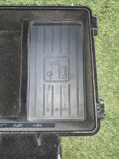 Piastra Di Ricarica Console Centrale Audi Q7 2016 4M0864981B