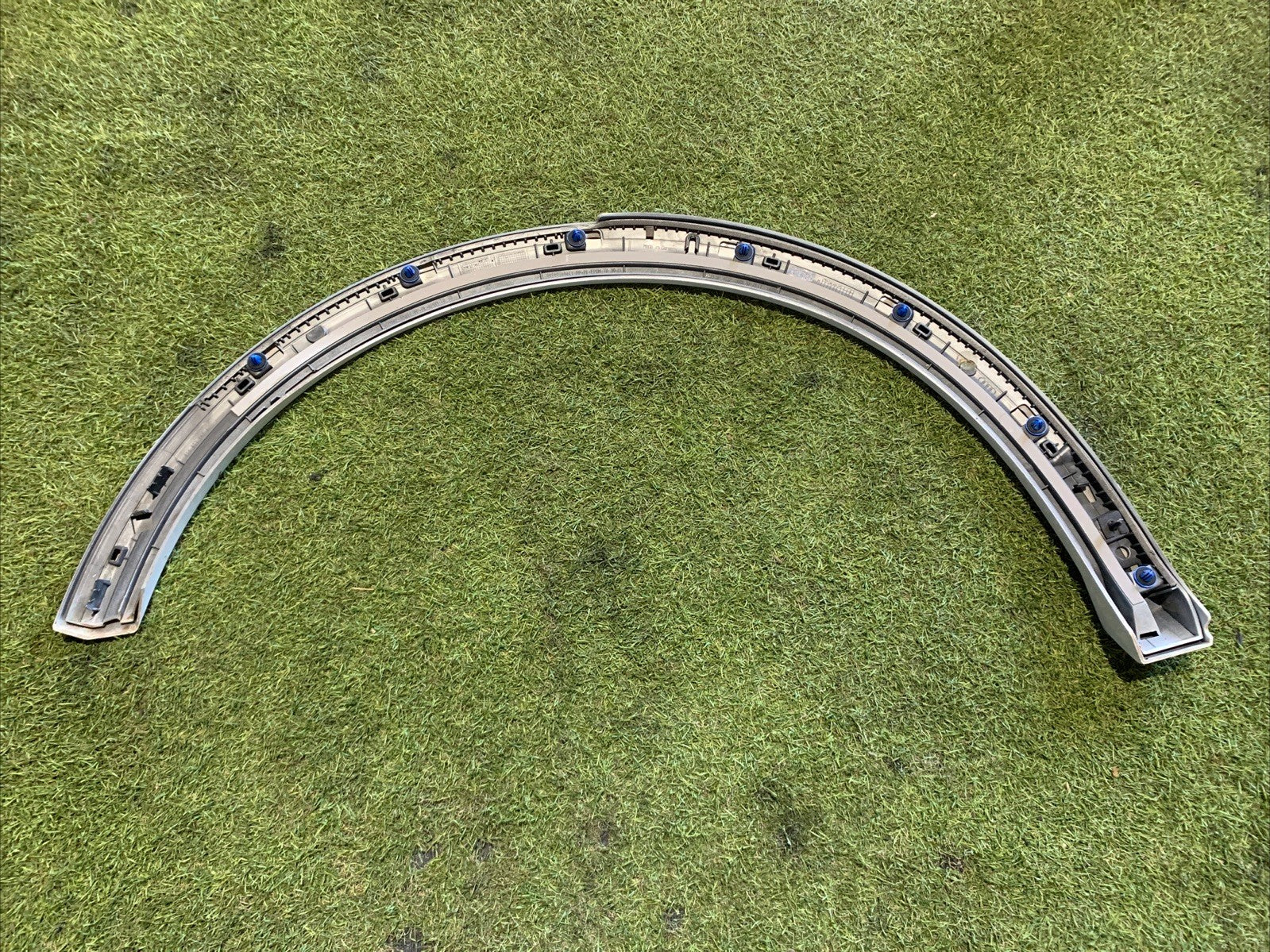 MODANATURA ARCO RUOTA POSTERIORE SINISTRA SX PER AUDI Q2 Serie (GAB) 81A853817A