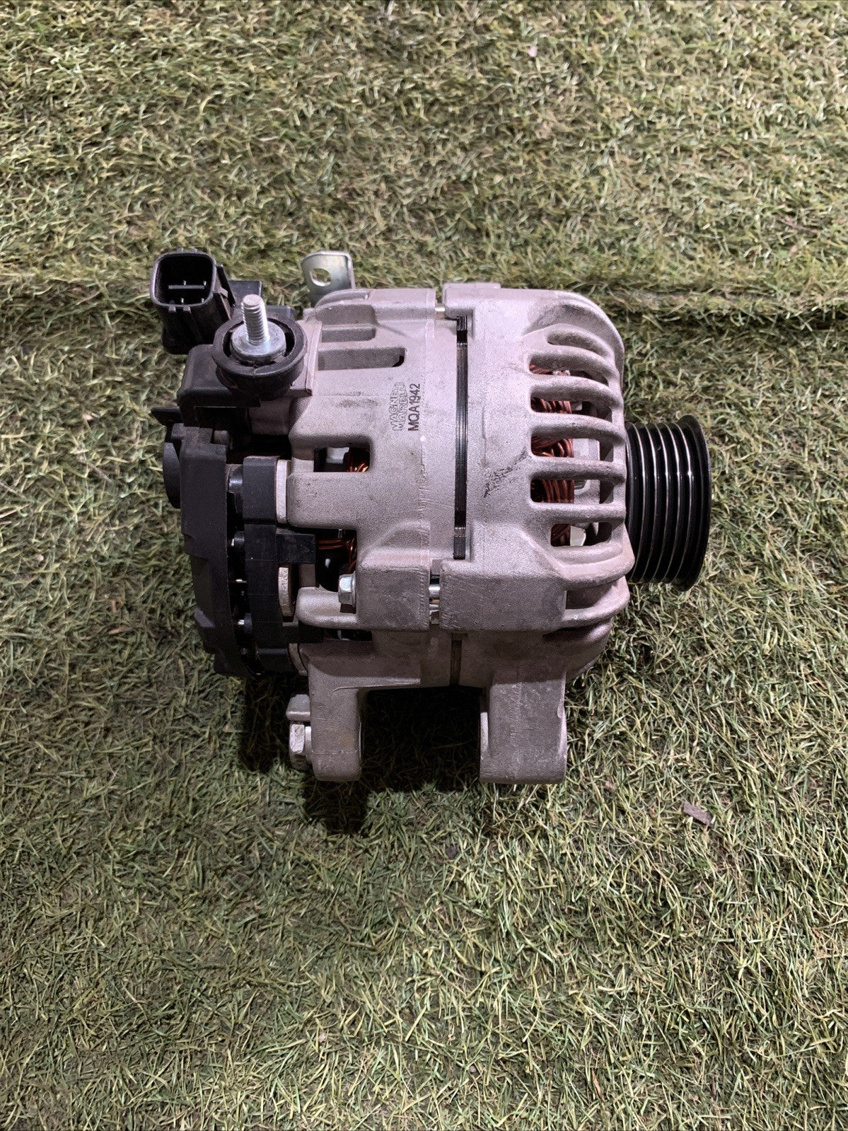 ALTERNATORE TOYOTA YARIS 2007 1.3 BENZINA 270600J051