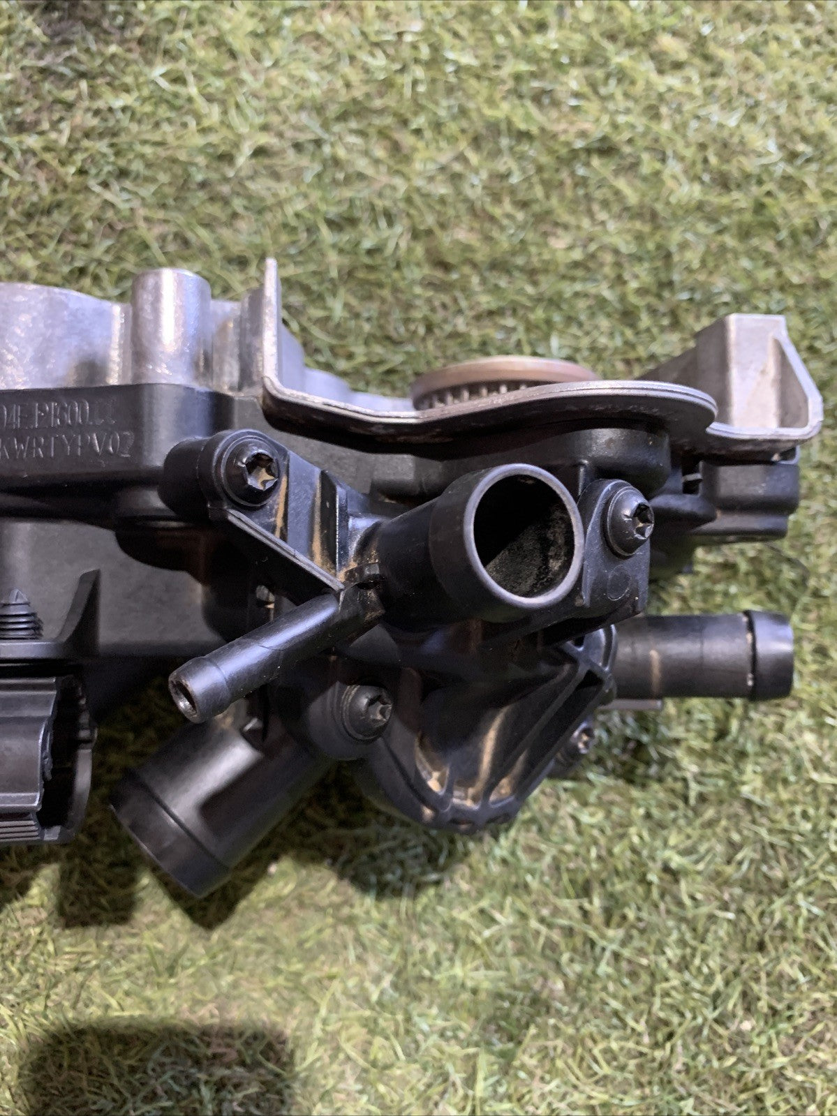 Pompa Acqua Refrigerate Volkswagen T-Roc 1.0 Turbo Benzina DKR 04C121600CC