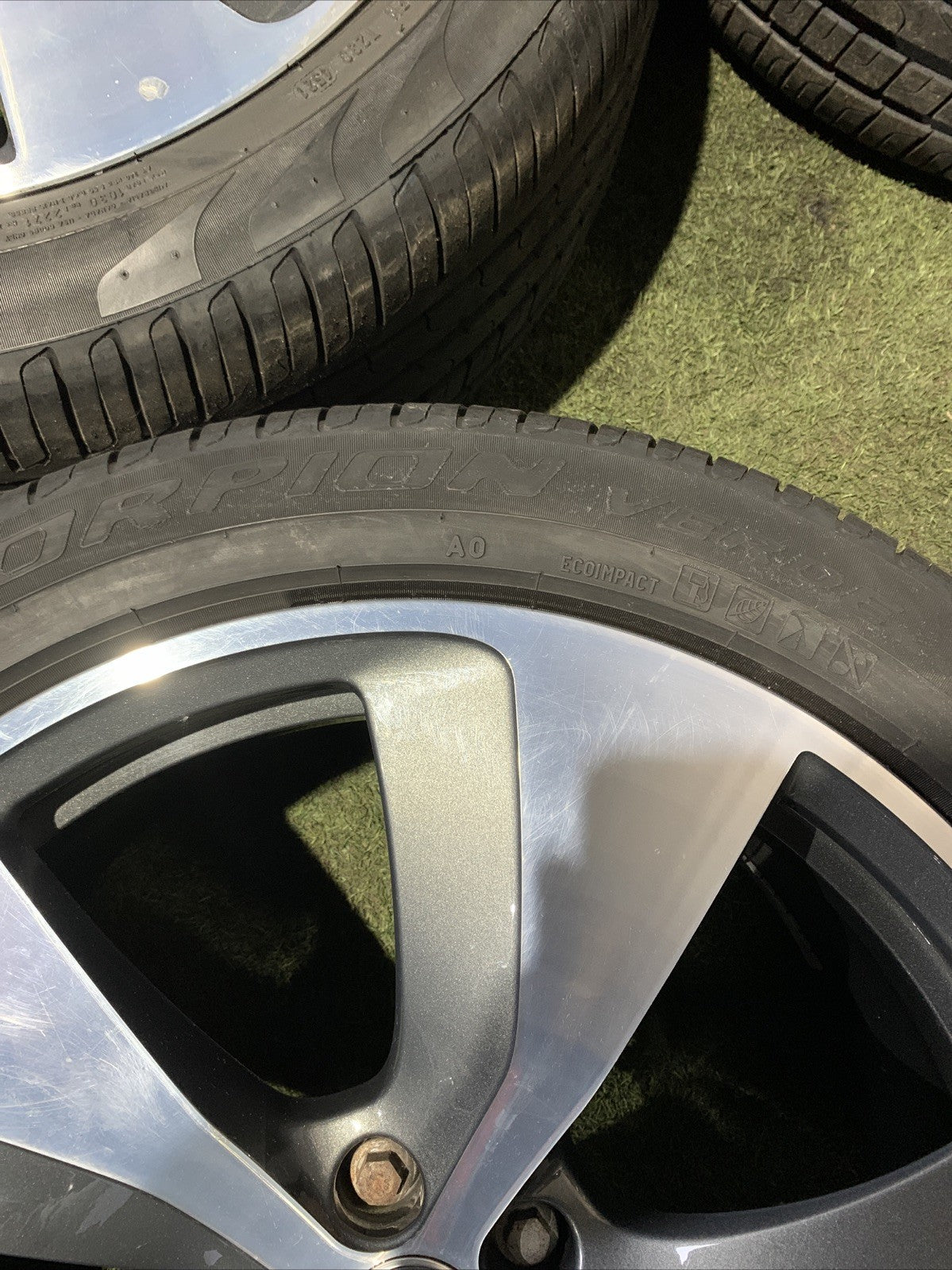 Cerchi In Lega Da 21 Con Gomme Audi Q7 2016 4M0601025E