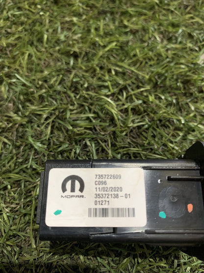 735722609 PORTA USB CENTRALE FIAT 500 X