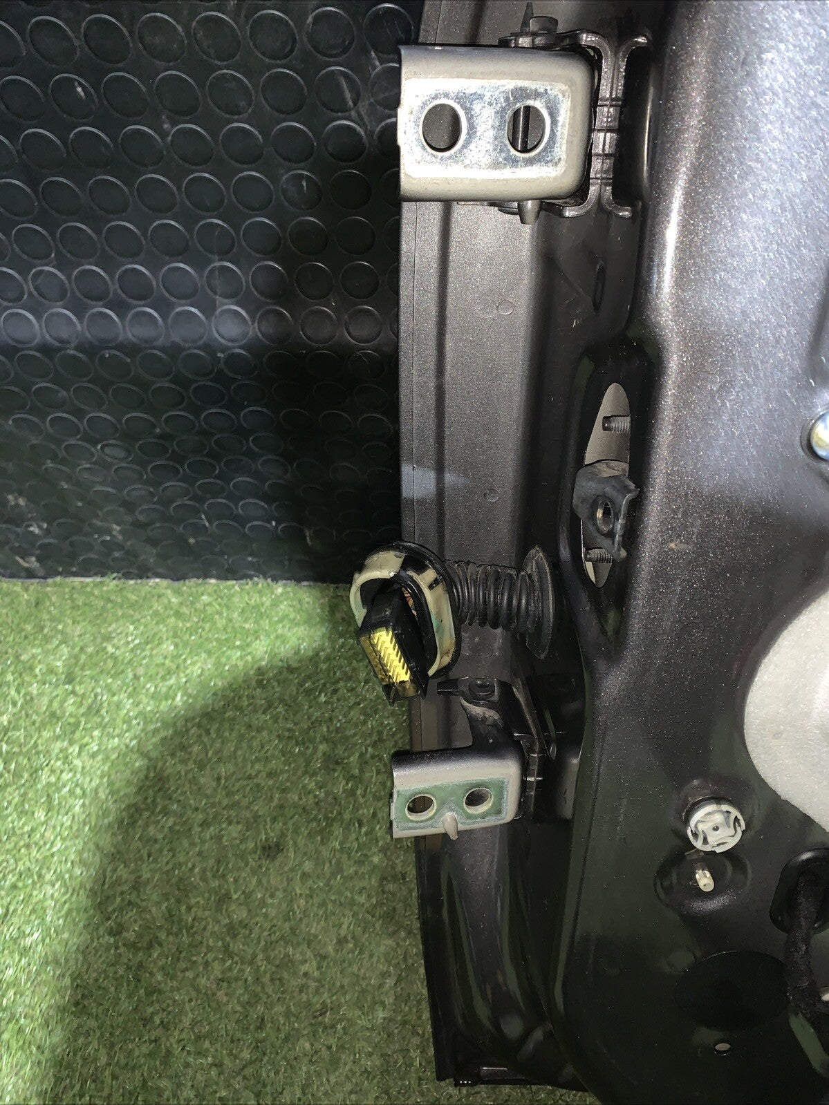 Porta Portiera Sportello Posteriore Destra Peugeot 2008 Anno 2015