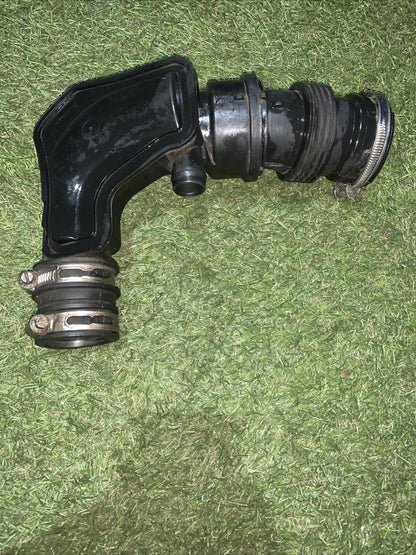 CV61-6C784-BD MANICOTTO TUBO ASPIRAZIONE ARIA FORD B-MAX 1.0 B 74KW 5M 5P (2013)