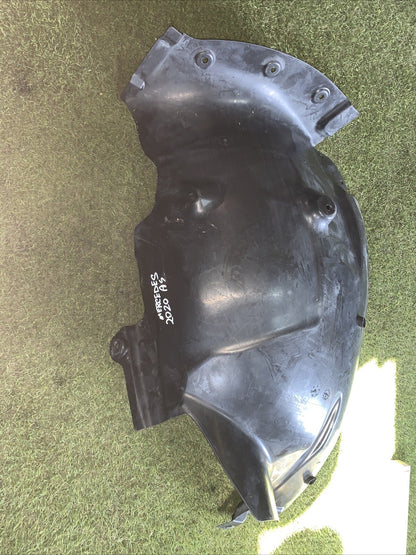 PASSARUOTA ANTERIORE SINISTRO MERCEDES Classe A Serie (W177) A2476906500