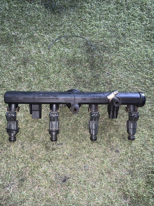 Iniettori Seat Ibiza 2 Serie 1.4 Benzina 2435170160