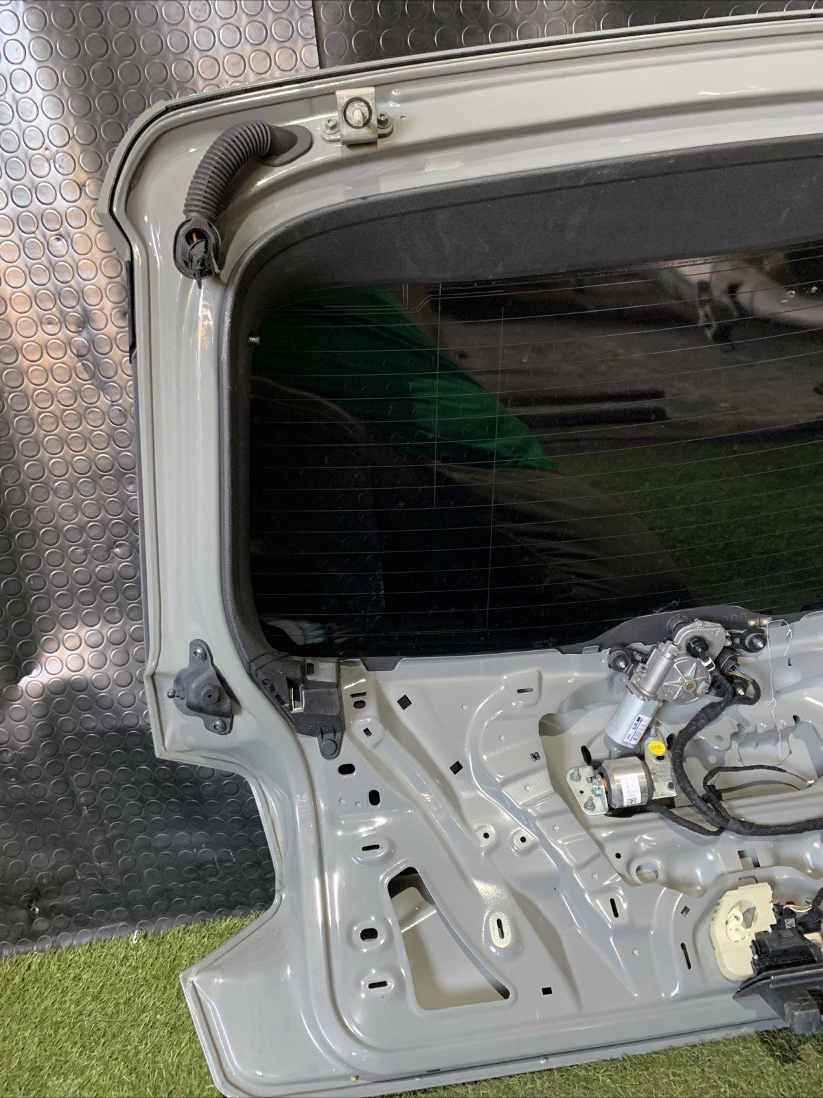 Cofano Baule Portellone Posteriore Audi Q2 (2)