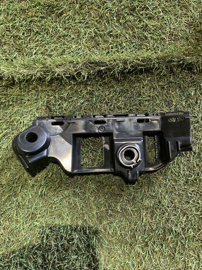STAFFA SUPPORTO PARAURTI POSTERIORE SINISTRO VOLKSWAGEN POLO 2026 2G6807393C