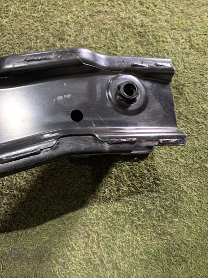 TRAVERSA PARAURTI POSTERIORE PER FORD Kuga Serie (DFK) LX6B-S41400-AC (19>)