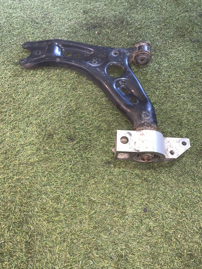 BRACCIO OSCILLANTE ANTERIORE SINISTRO PER VOLKSWAGEN GOLF 6 2.0 TDI