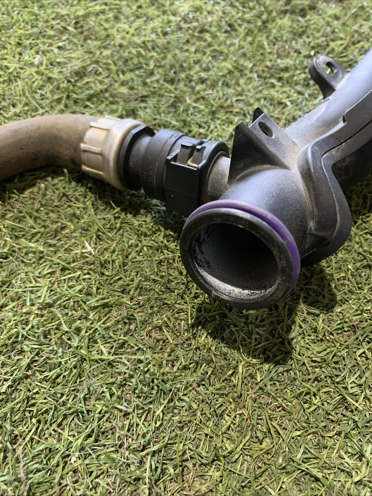 Tubo Acqua Refrigerante Peugeot 208 2017 1.2 Benzina HM01 9806793080