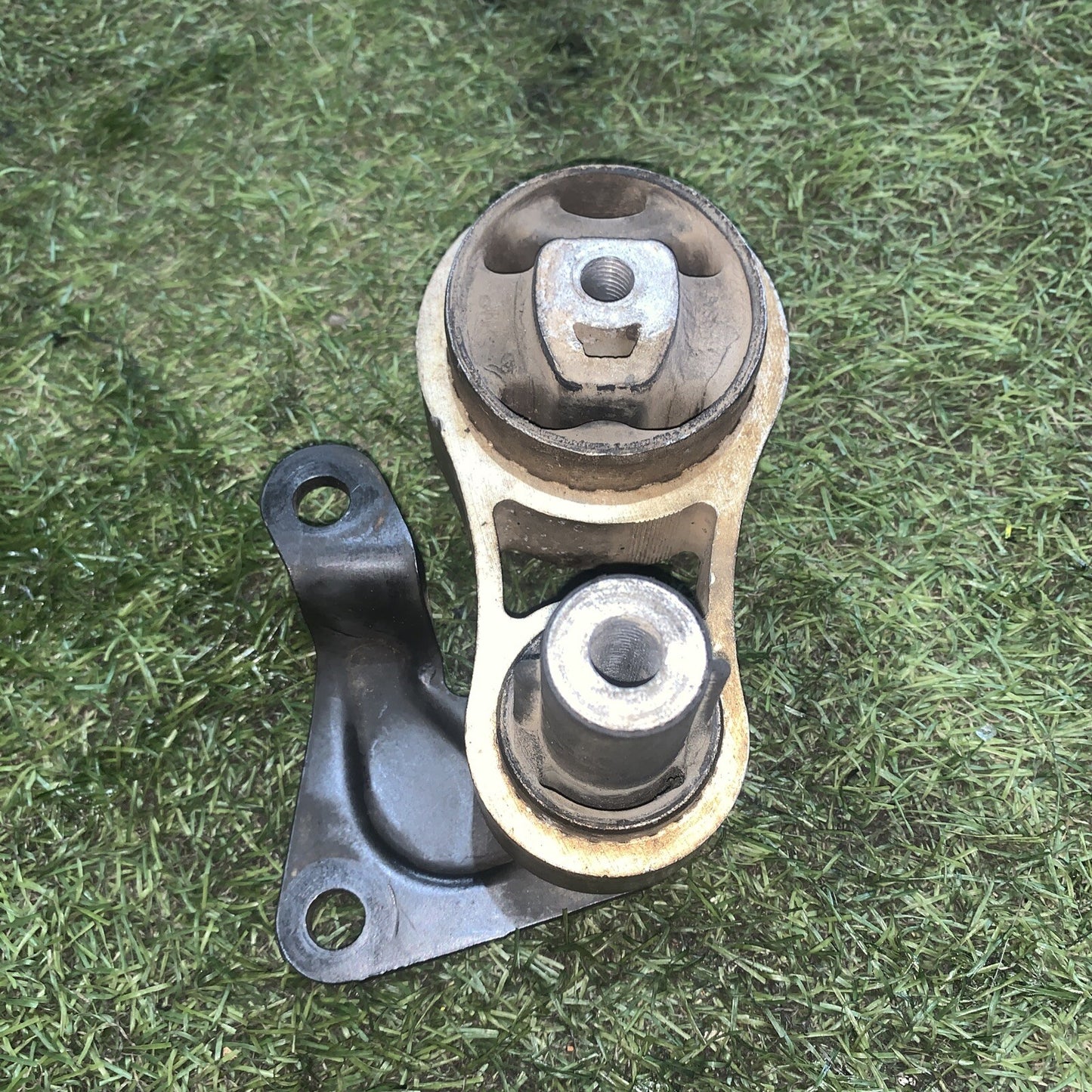 2S61-6P082-AB SUPPORTO CAMBIO POST CENTRALE FORD FUSION