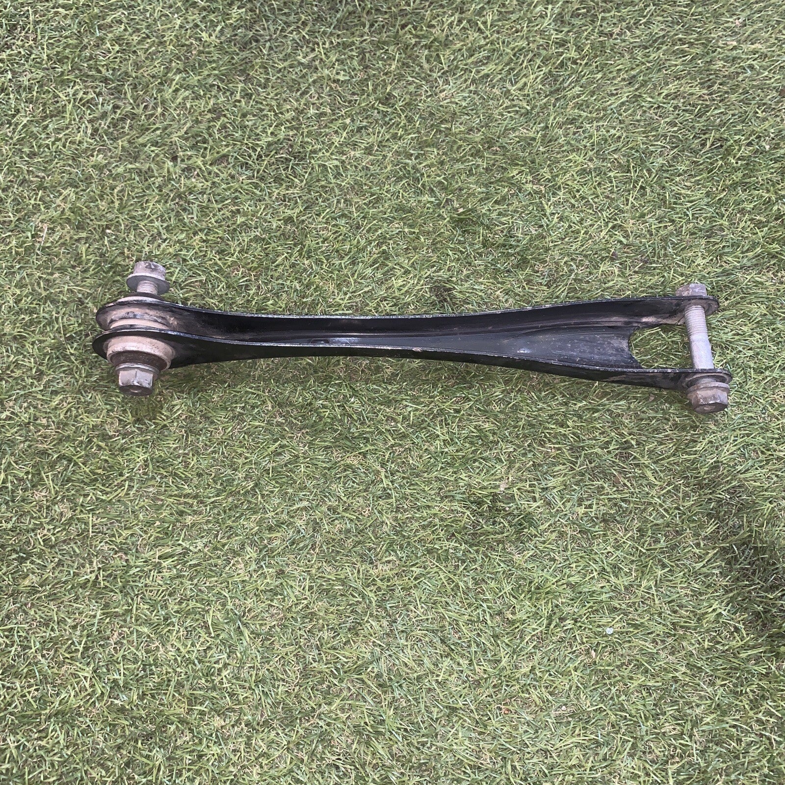 Braccio trasversale originale BMW Serie 1 Serie 3 Serie 4 Posteriore Destro