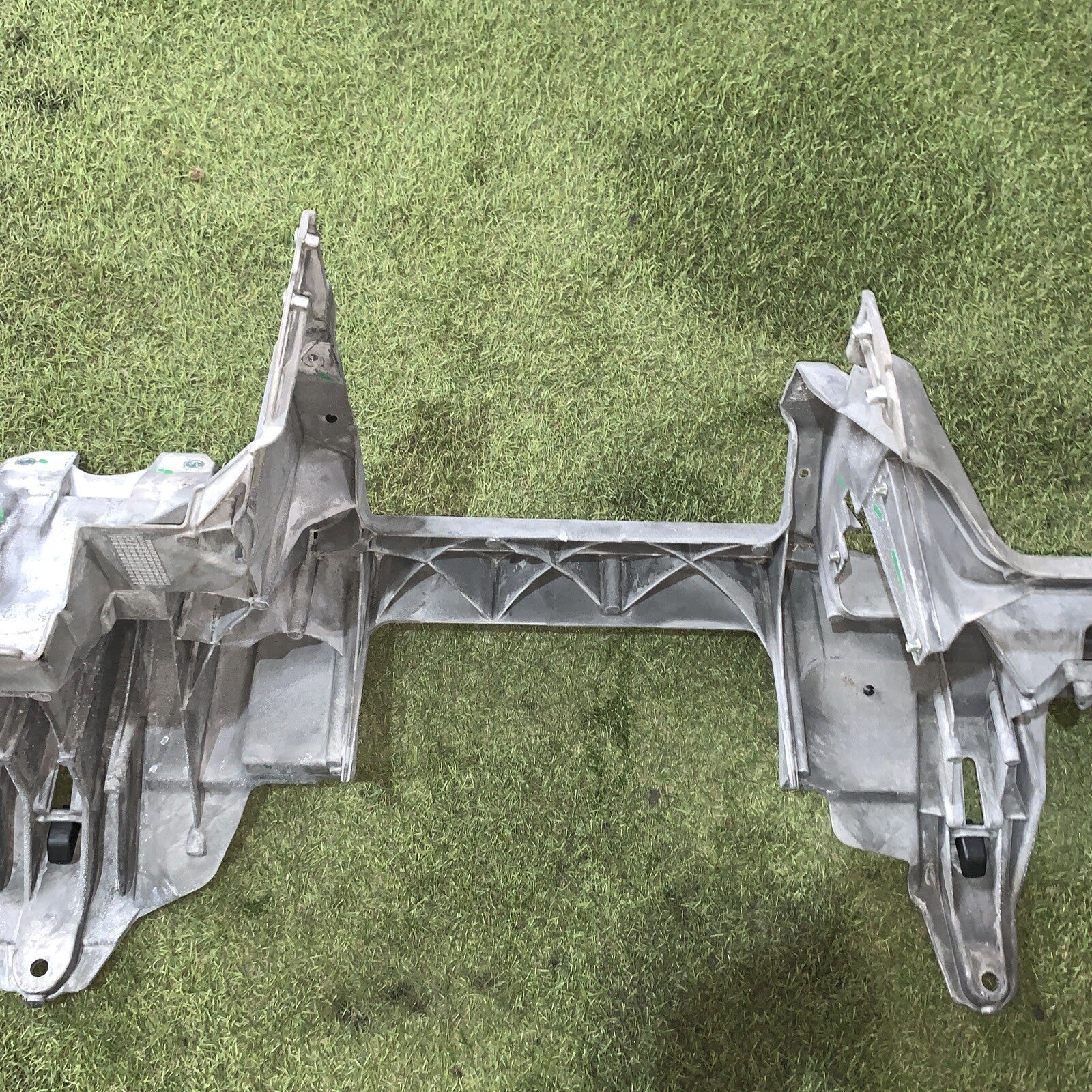 Traversa Supporto Cruscotto Alfa romeo Giulietta 50513918