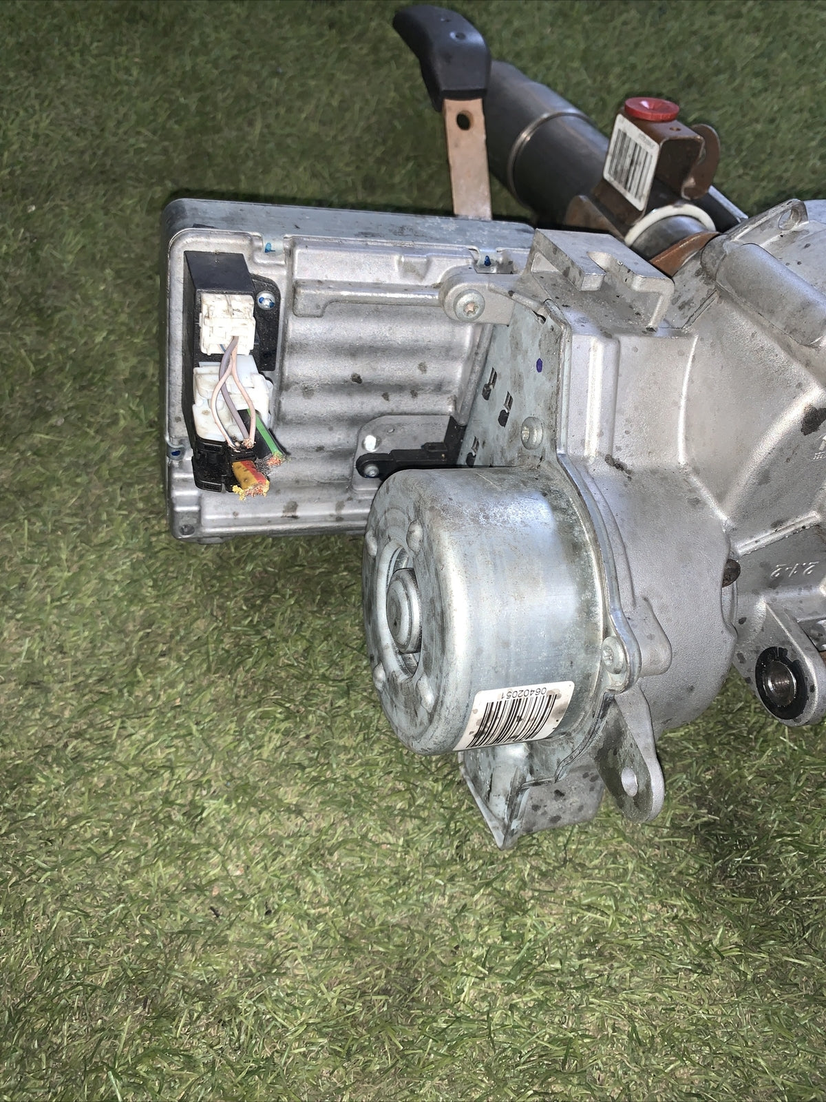 8V513C529AU PIANTONE STERZO ELETTRICO FORD FIESTA 1.4 2012