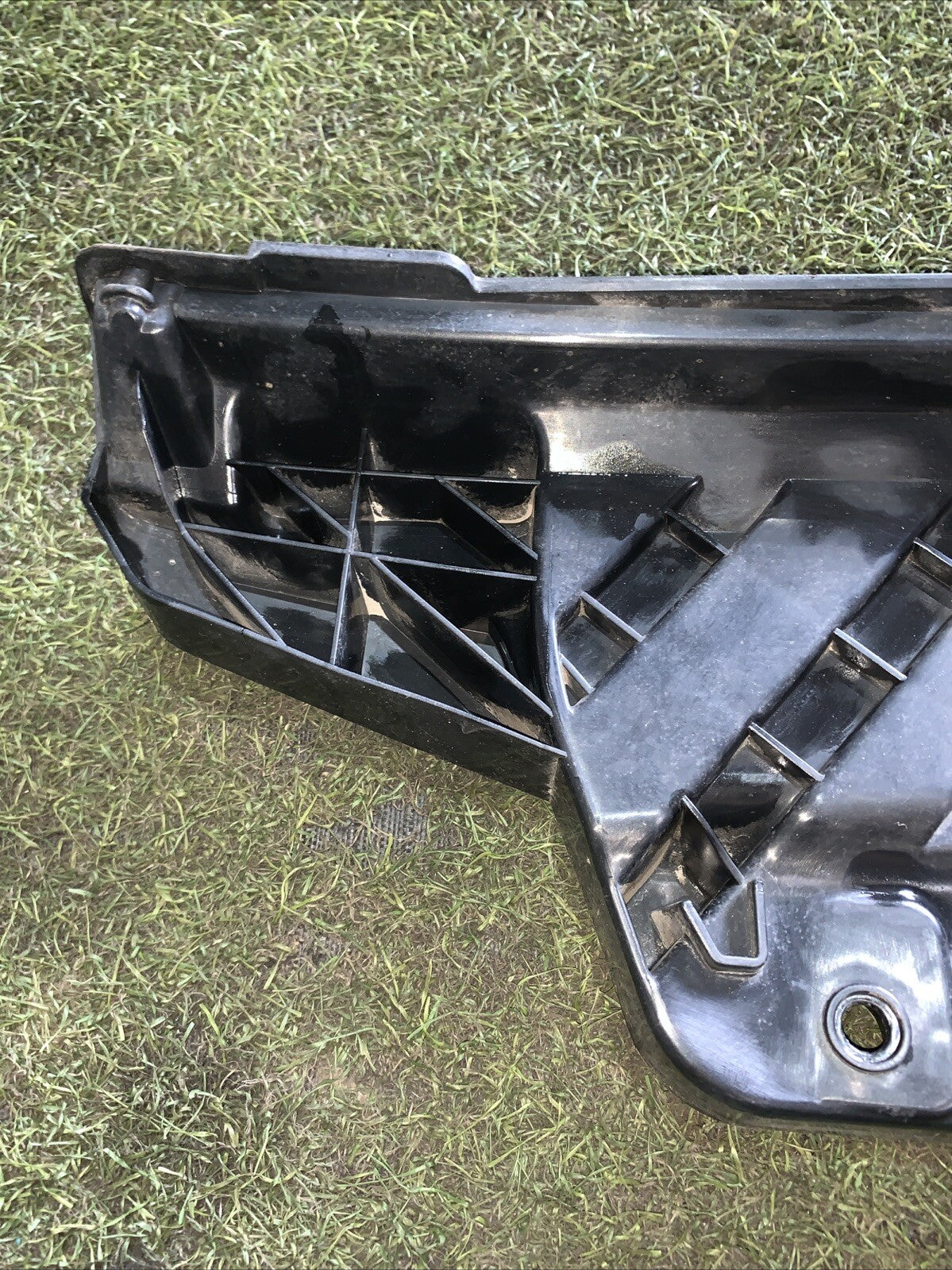 Piastra fissaggio staffa centrale paraurti posteriore AUDI Q7 4M0807329 2016